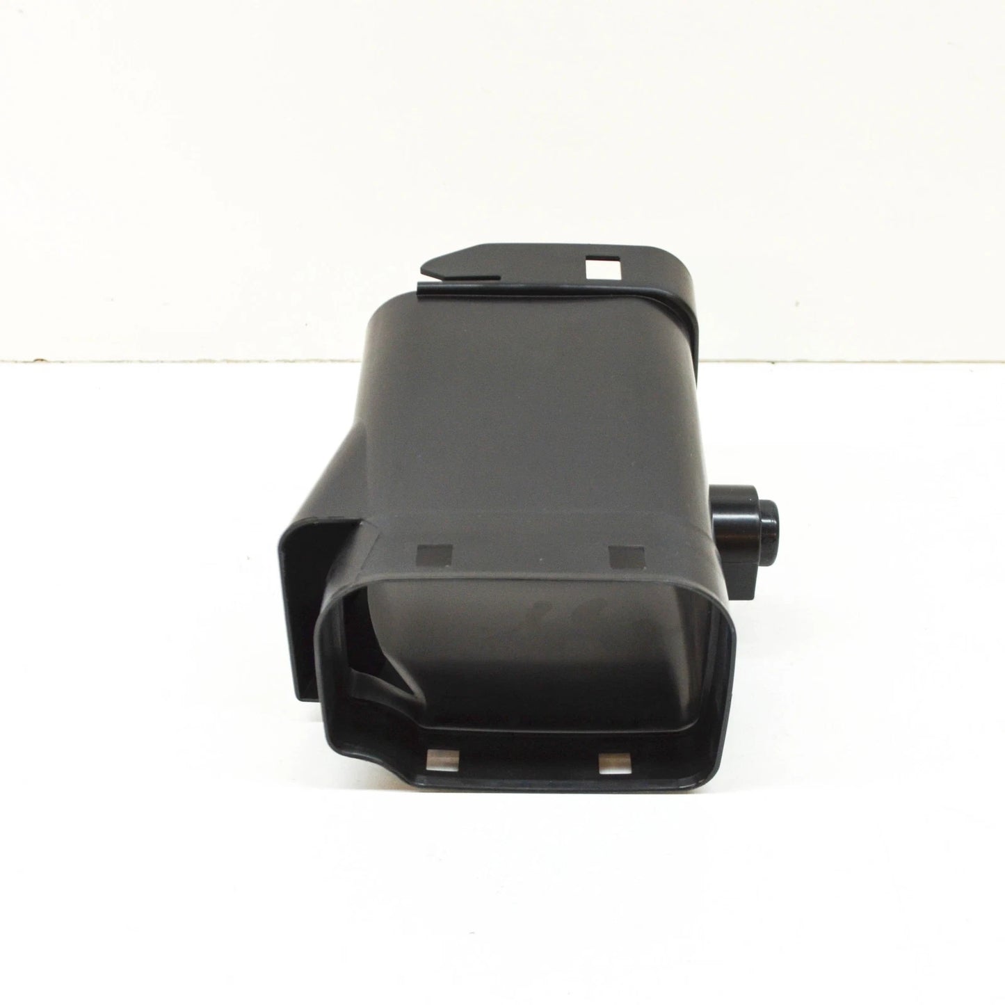 NEW BMW M5 F90 LEFT CENTER AIR INTAKE TUBE DUCT 13717856826 ORIGINAL