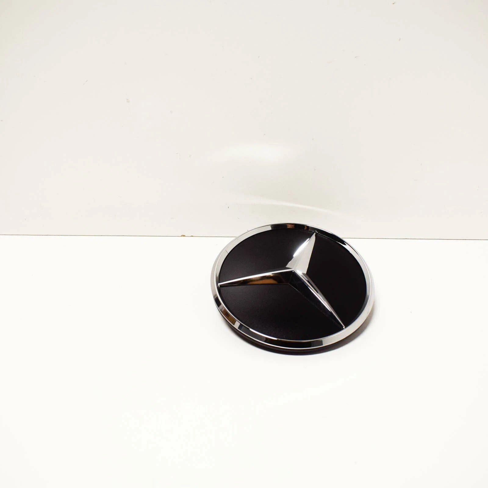 NEW MERCEDES-BENZ SPRINTER REAR DOOR STAR BADGE PARTS A9067580058