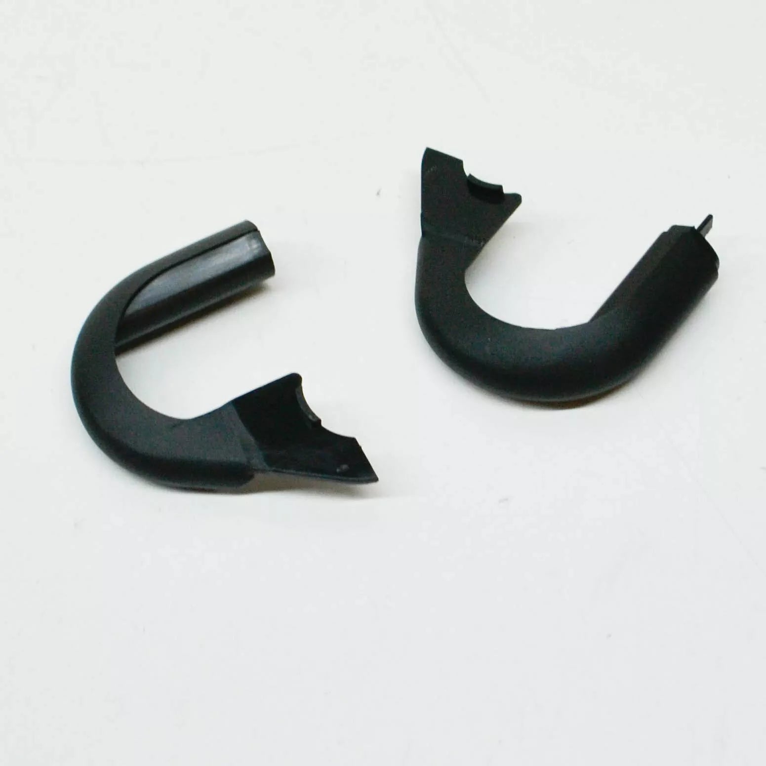 NEW VW BEETLE 9C FRONT SEAT BELT RECEPTACLE COVER CAP 1J0858189CB41