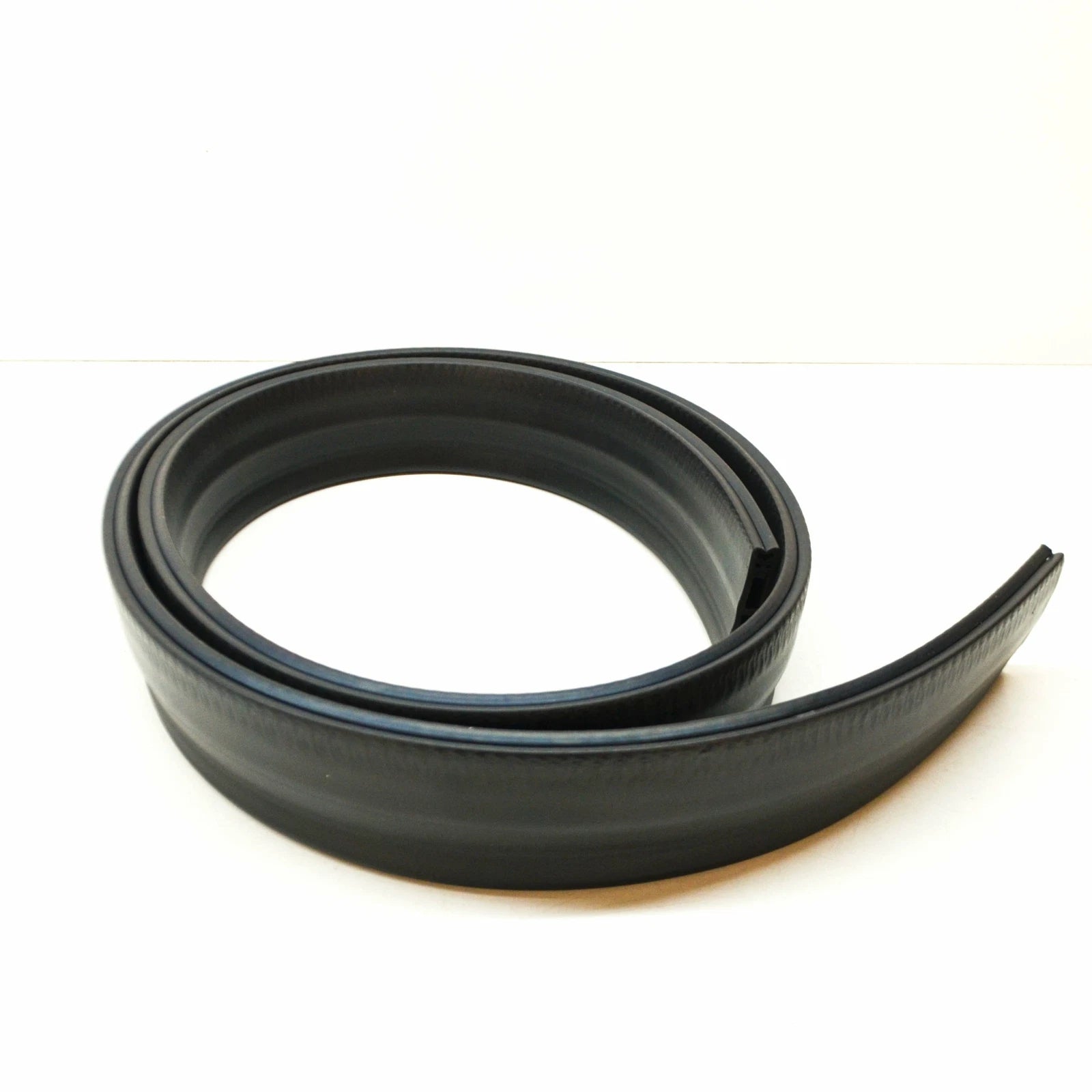 NEW MERCEDES-BENZ GLC X253 FRONT BONNET RUBBER SEAL A2538315900