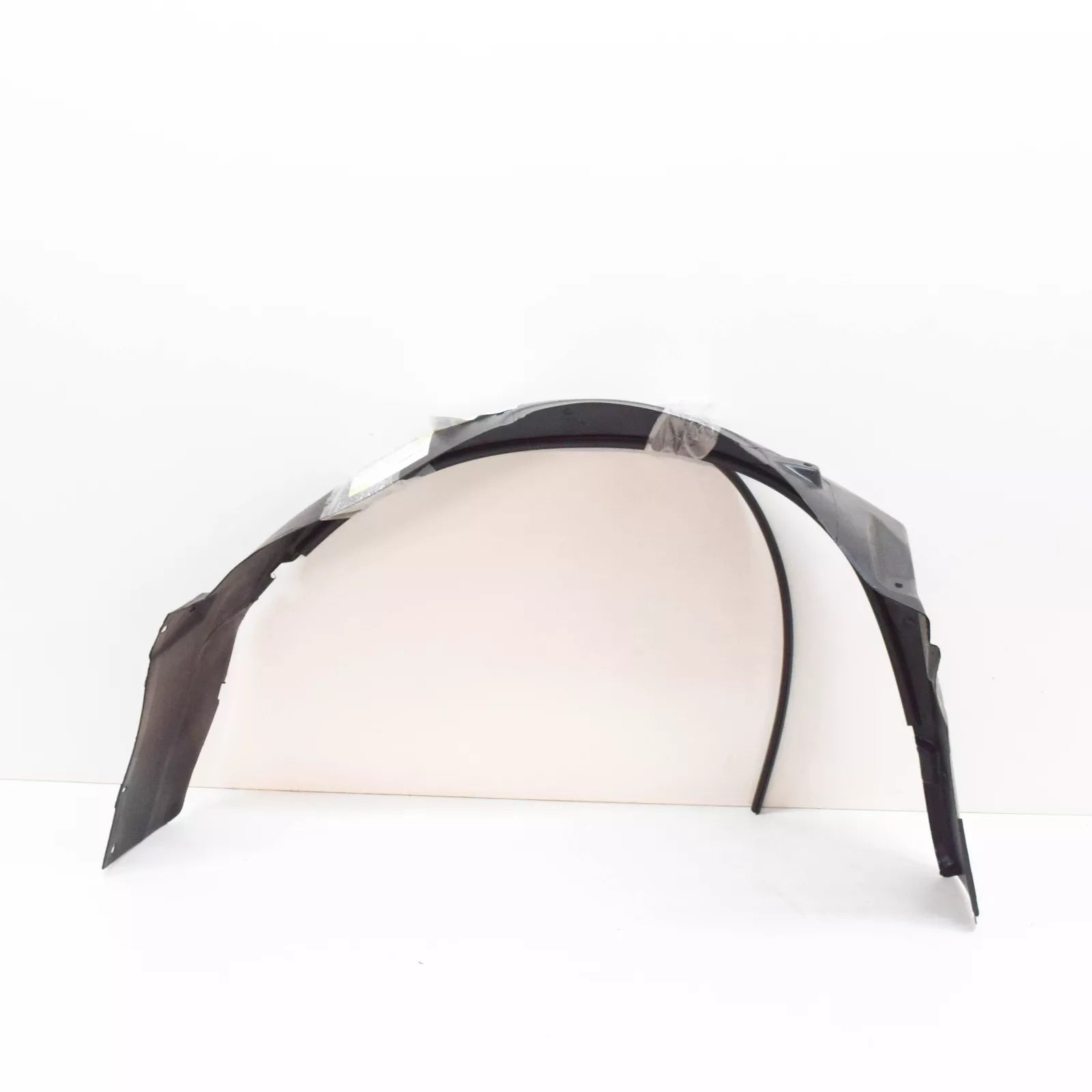 NEW BMW 8 E31 FRONT RIGHT FENDER LINER COVERING 51711970266 ORIGINAL