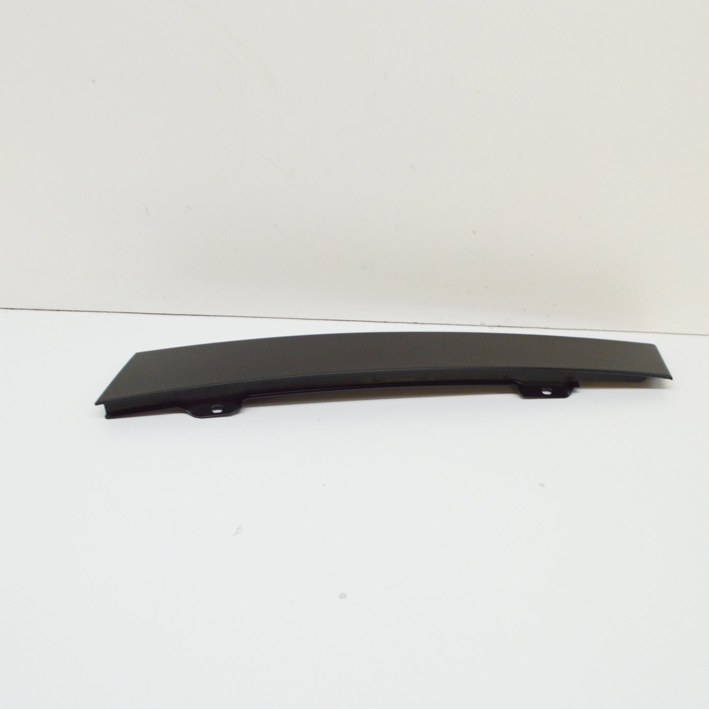 NEW VW GOLF PLUS 5M RIGHT DOOR WINDOW FRAME TRIM 5M083790203C ORIGINAL