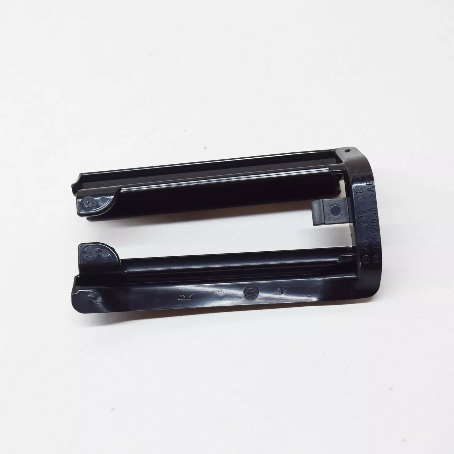 NEW MB C W204 FRONT RIGHT SEAT REAR RIGHT INNER COVER A20491908209051 ORIGINAL