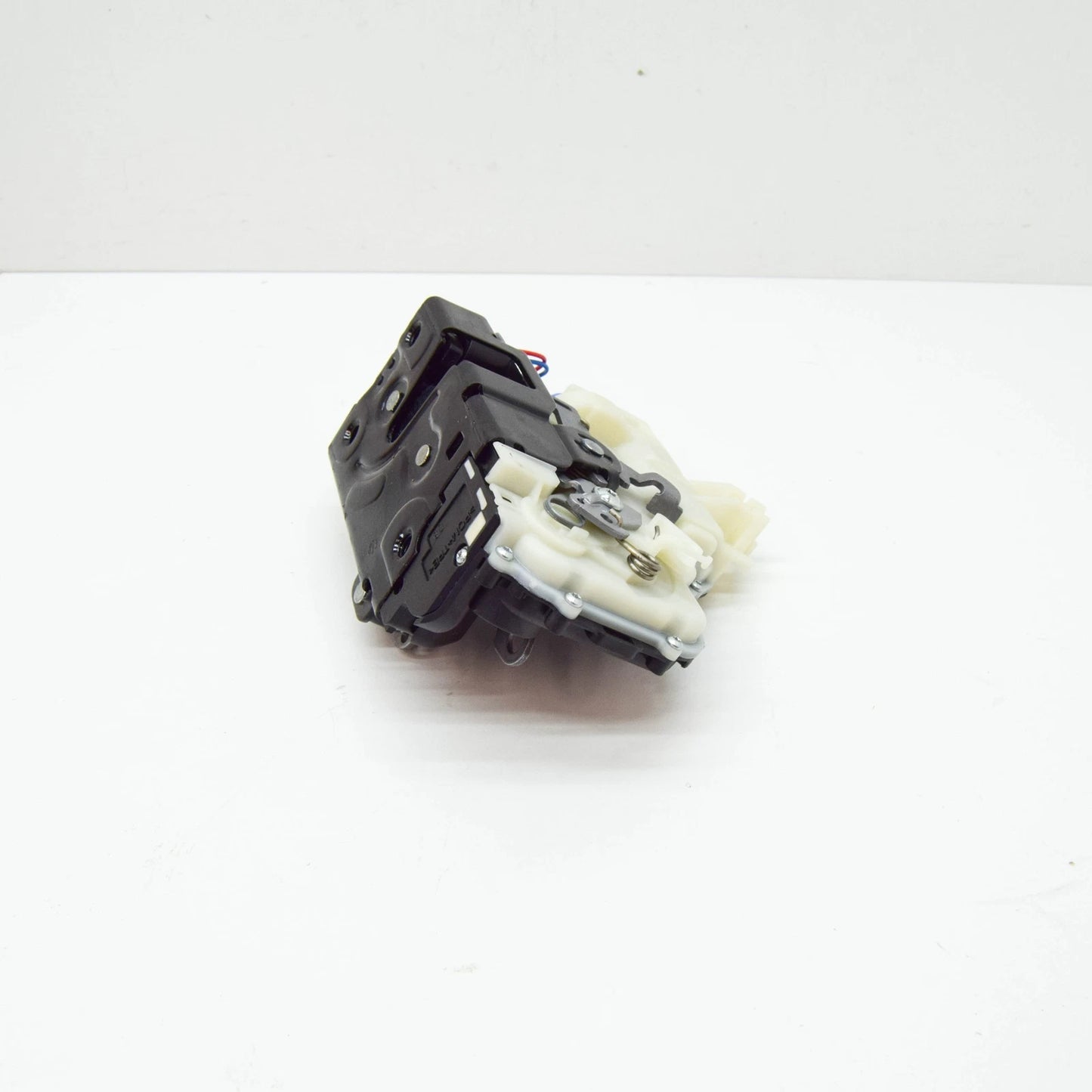 NEW VOLKSWAGEN TRANSPORTER T6 FRONT RIGHT DOOR LOCK LHD 7E1837016A ORIGINAL