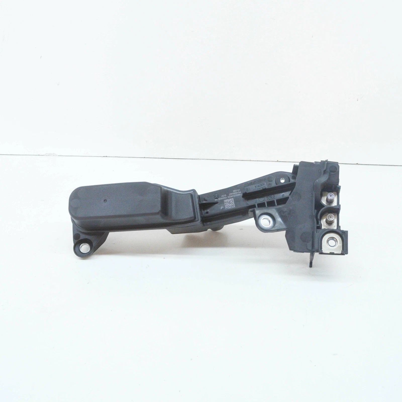 NEW BMW 5 TOURING G31 BATTERY VOLTAGE FOR TERMINAL JUMP START 9339823 ORIGINAL