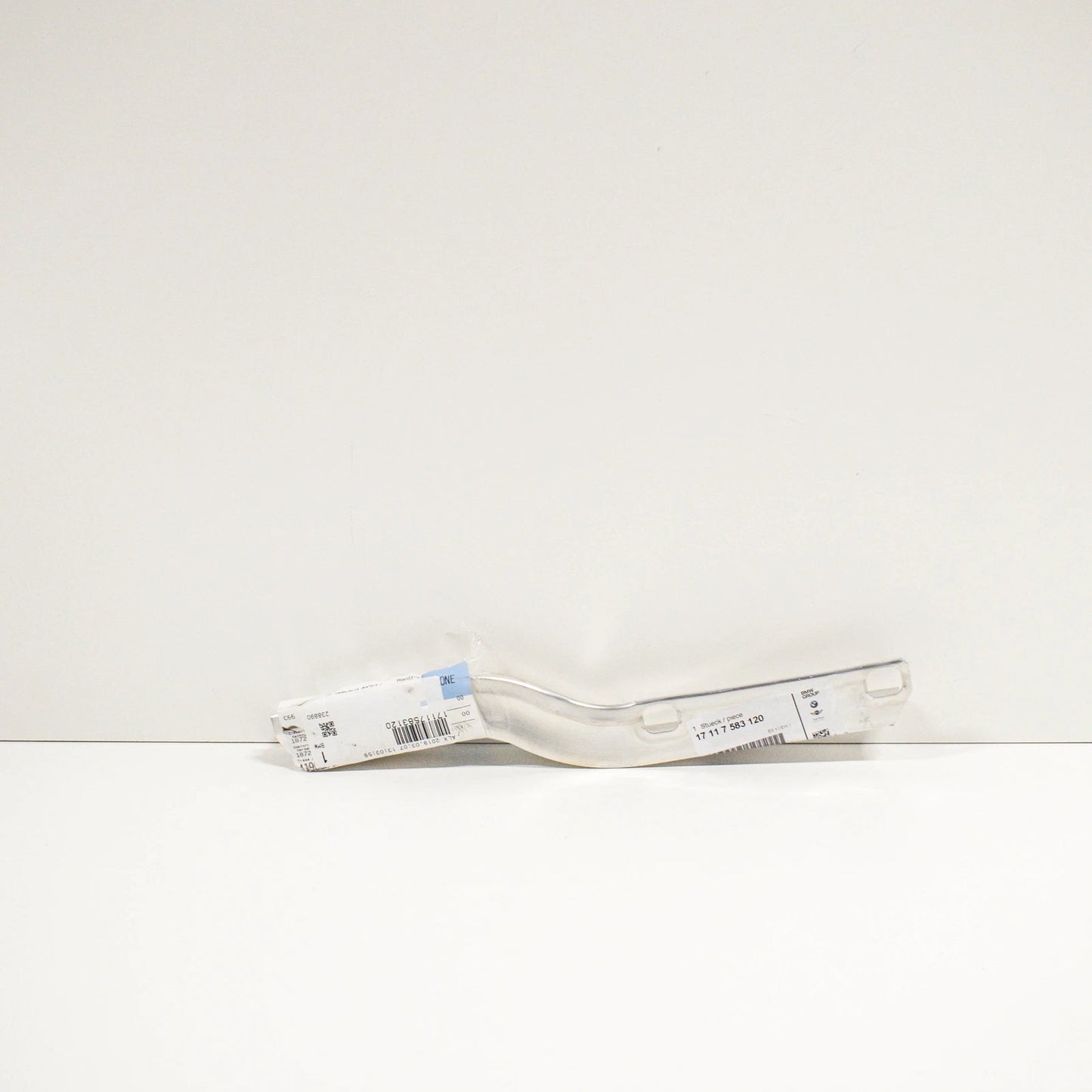 NEW BMW 5 F10 ENGINE OIL COOLER BRACKET RIGHT 17117583120 ORIGINAL