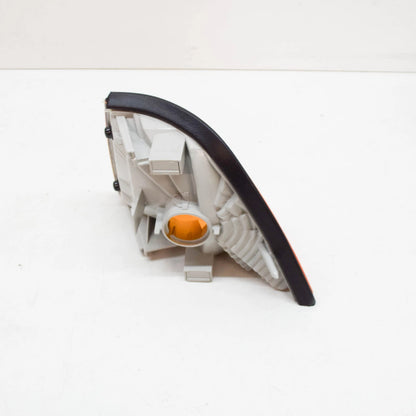 NEW BMW 3 COUPE E36 FRONT RIGHT TURN INDICATOR 8353282 63138353282 ORIGINAL