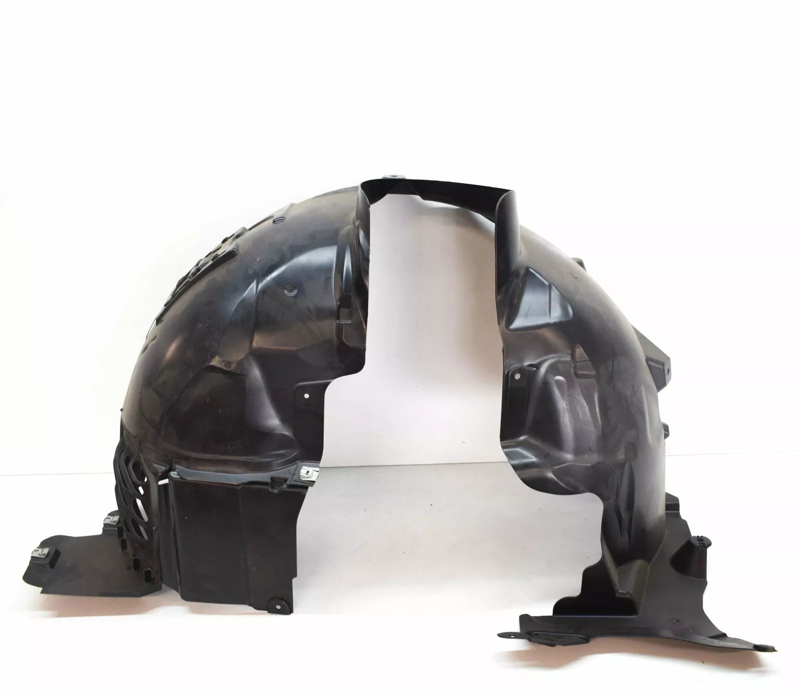 NEW MERCEDES-BENZ GLA X156 FRONT RIGHT WHEEL HOUSING LINER A1566900030 ORIGINAL