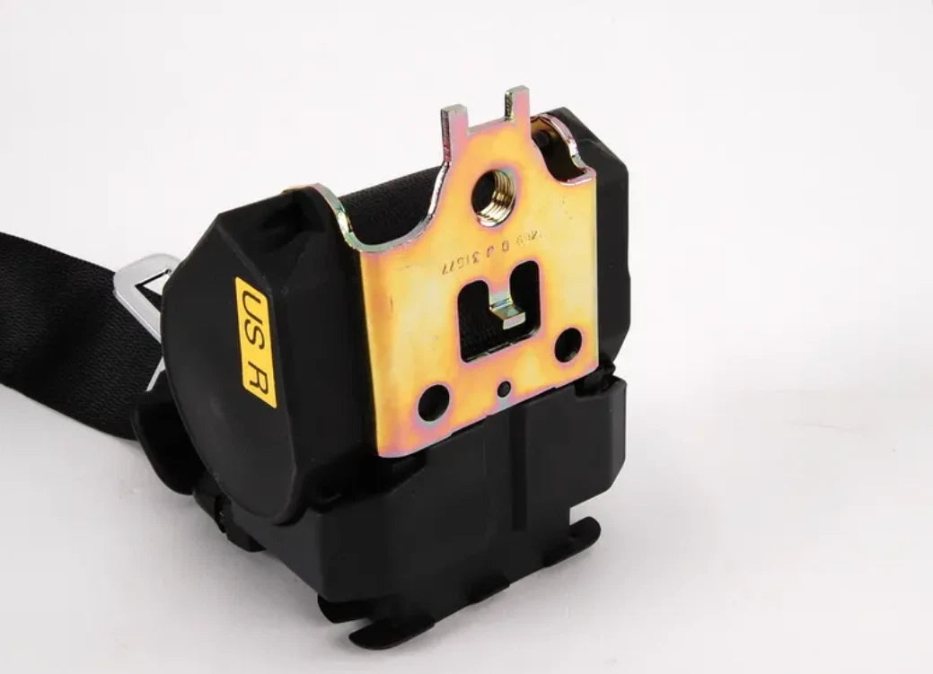 NEW BMW 5 E39 FRONT RIGHT SEATBELT 72118198572 8198572 ORIGINAL