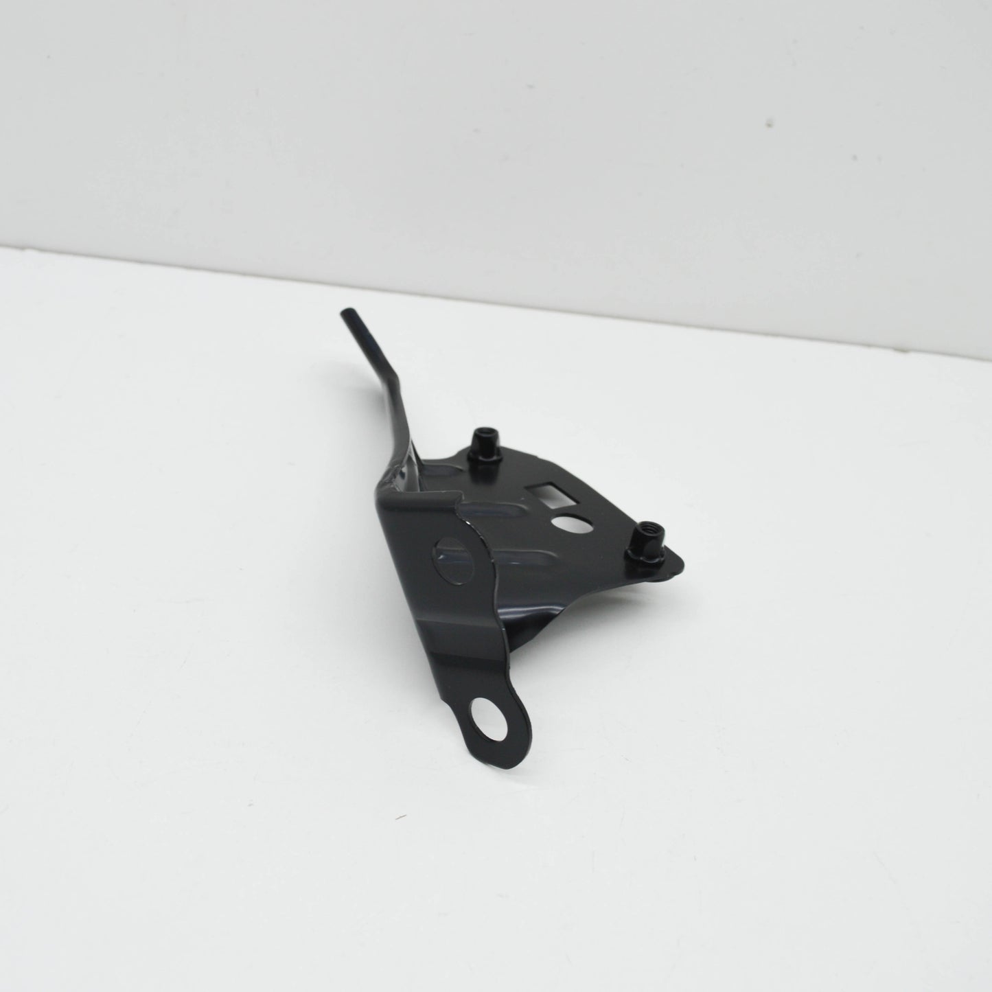 NEW VOLKSWAGEN GOLF MK8 CD FRONT LEFT FENDER HOLDER 5H0821135 ORIGINAL