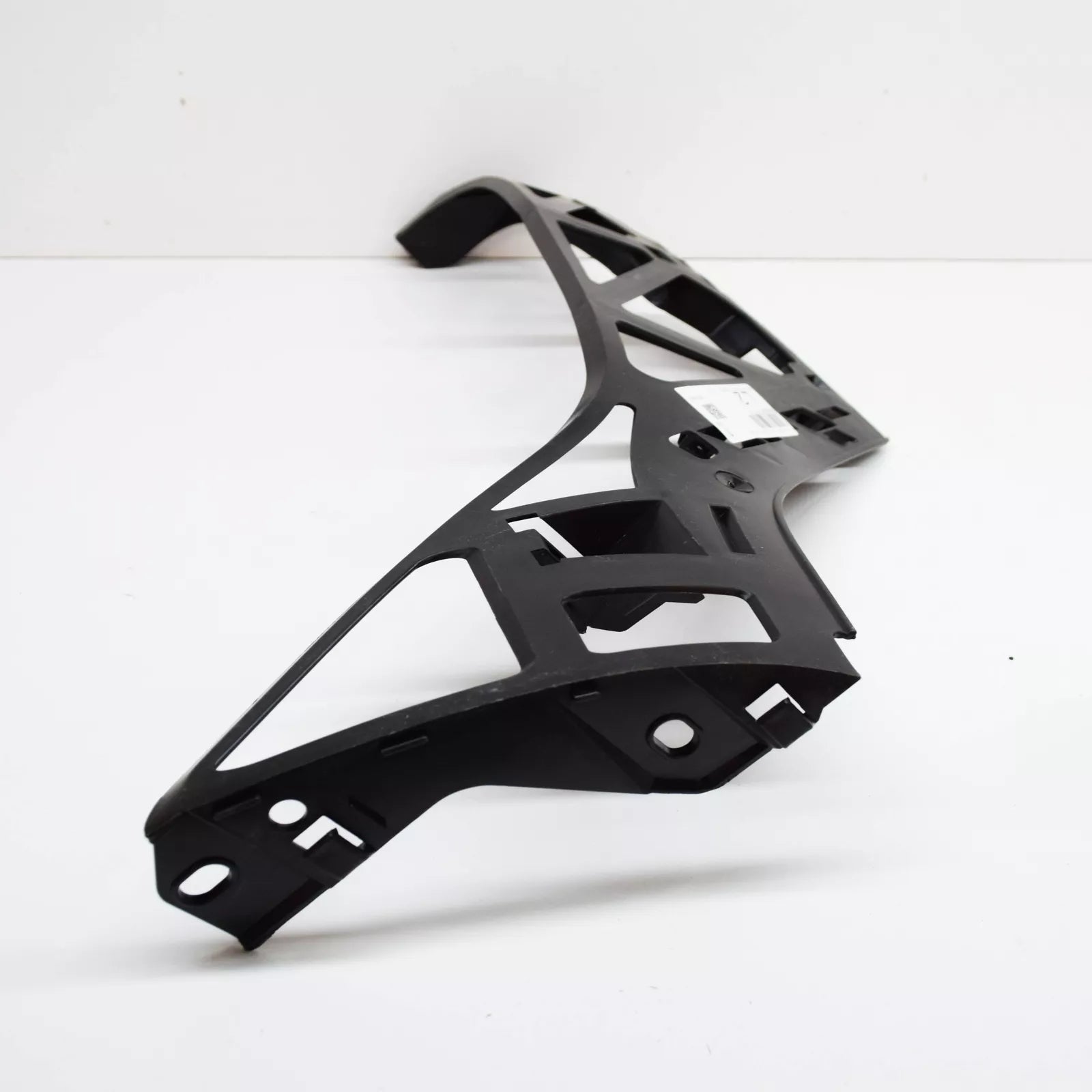 NEW VOLKSWAGEN GOLF PLUS REAR LEFT BUMPER BRACKET GUIDE 5M0807377C 2014 ORIGINAL