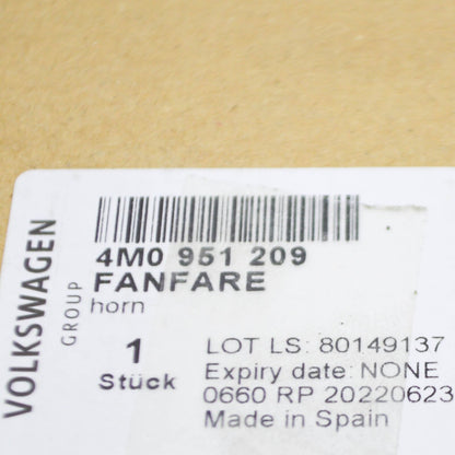 NEW AUDI Q7 4M LEFT LOW TONE HORN SIGNAL FANFARE 4M0951209 ORIGINAL