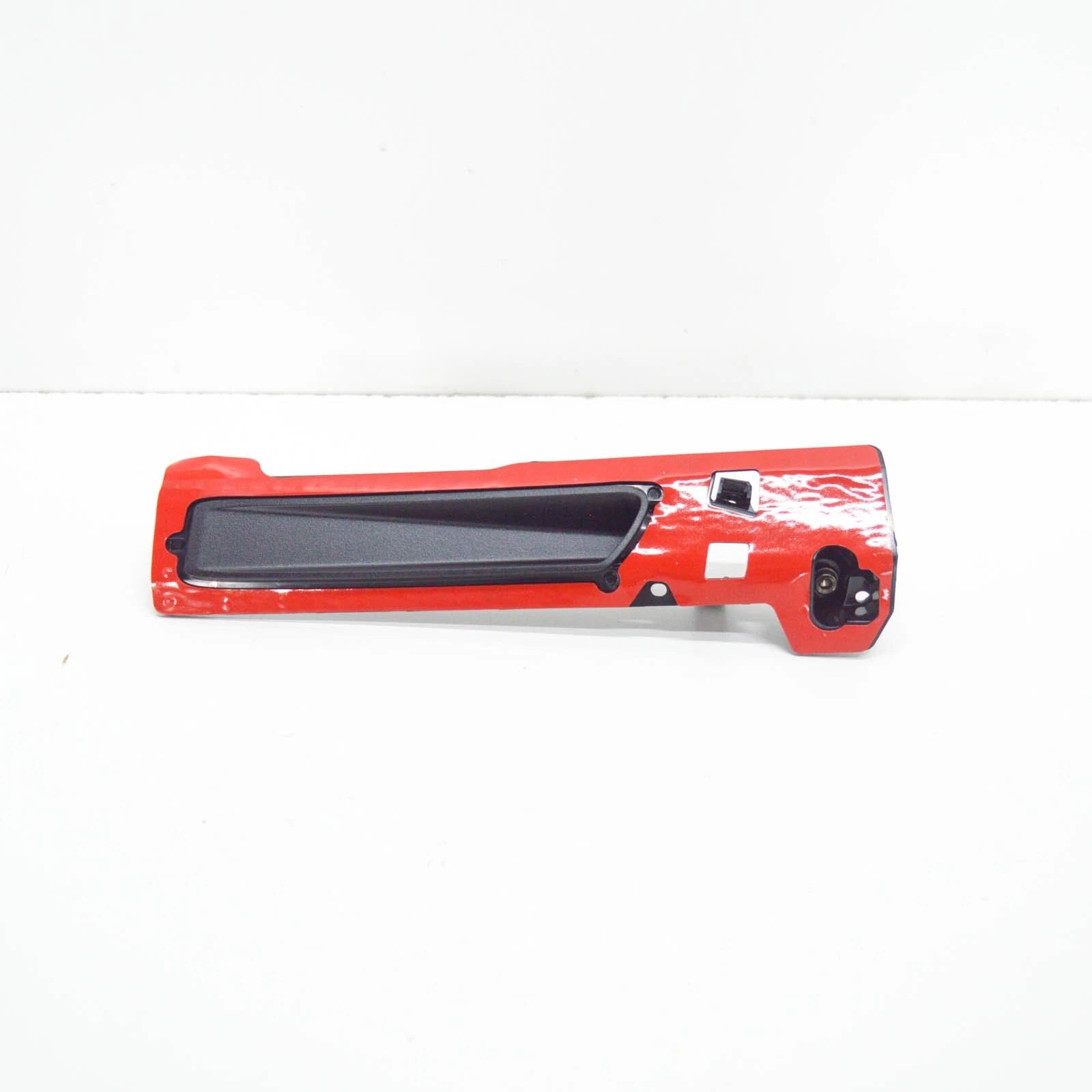 NEW BMW X5 G05 RIGHT SIDE PANEL LAMP MODULE BRACKET 63147946662 ORIGINAL