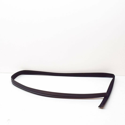 NEW MB E W124 FRONT RIGHT DOOR WINDDOW RUN SEALING A1247250825 ORIGINAL