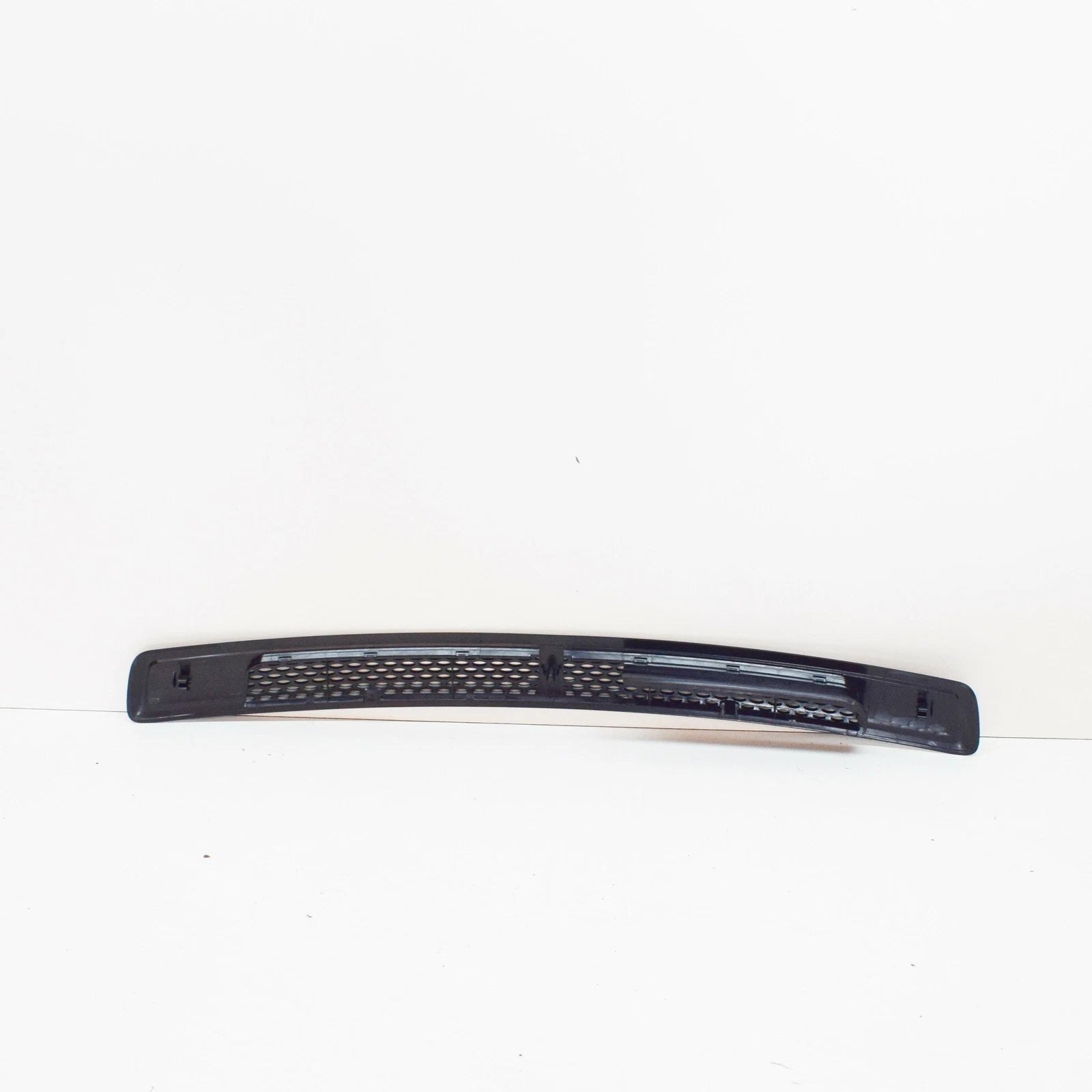 NEW MERCEDES-BENZ SPRINTER 903 ENGINE HOOD GRILLE RHD A9018300818