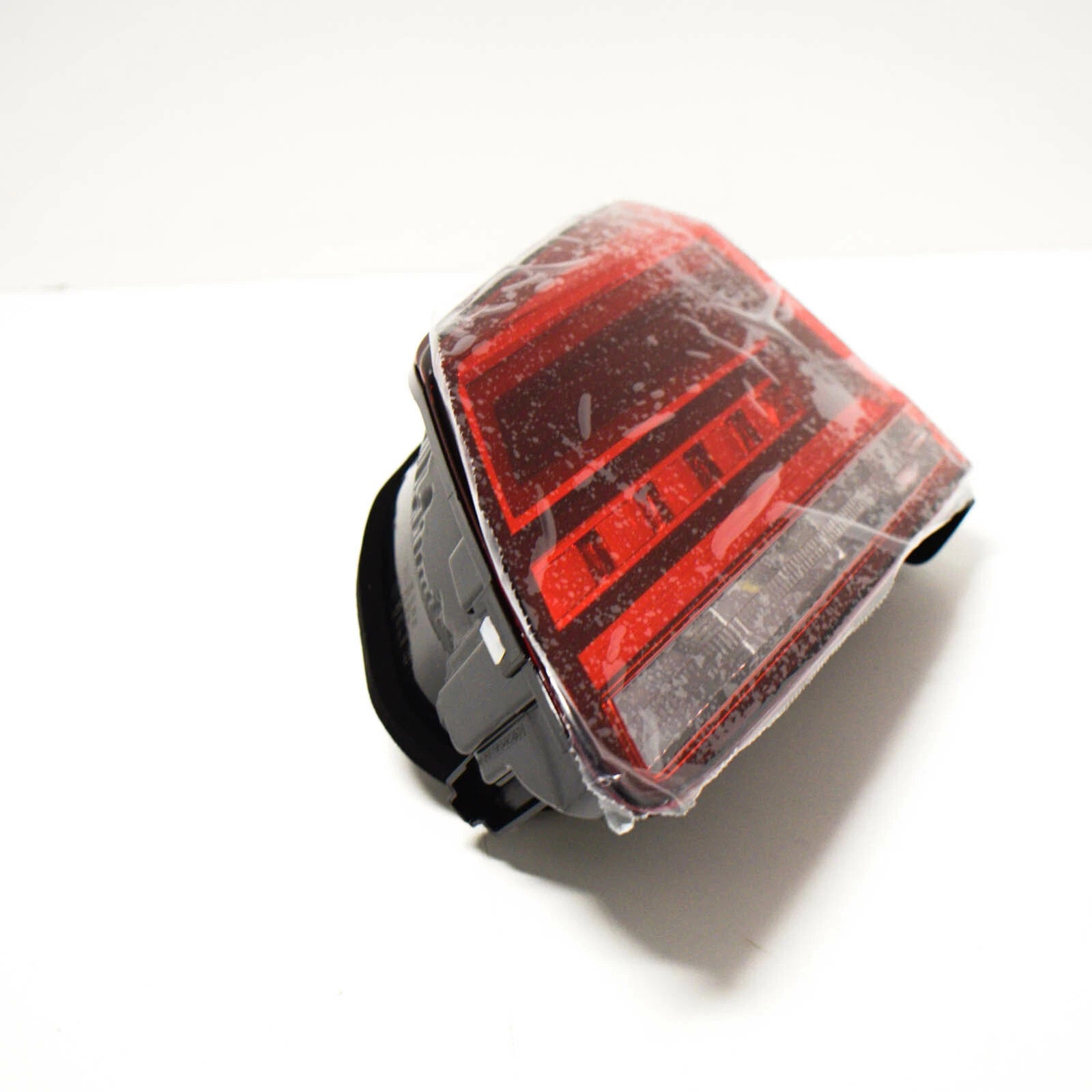 NEW VOLKSWAGEN GOLF MK7 SPORTSVAN REAR RIGHT INNER TAILLIGHT 510945094N