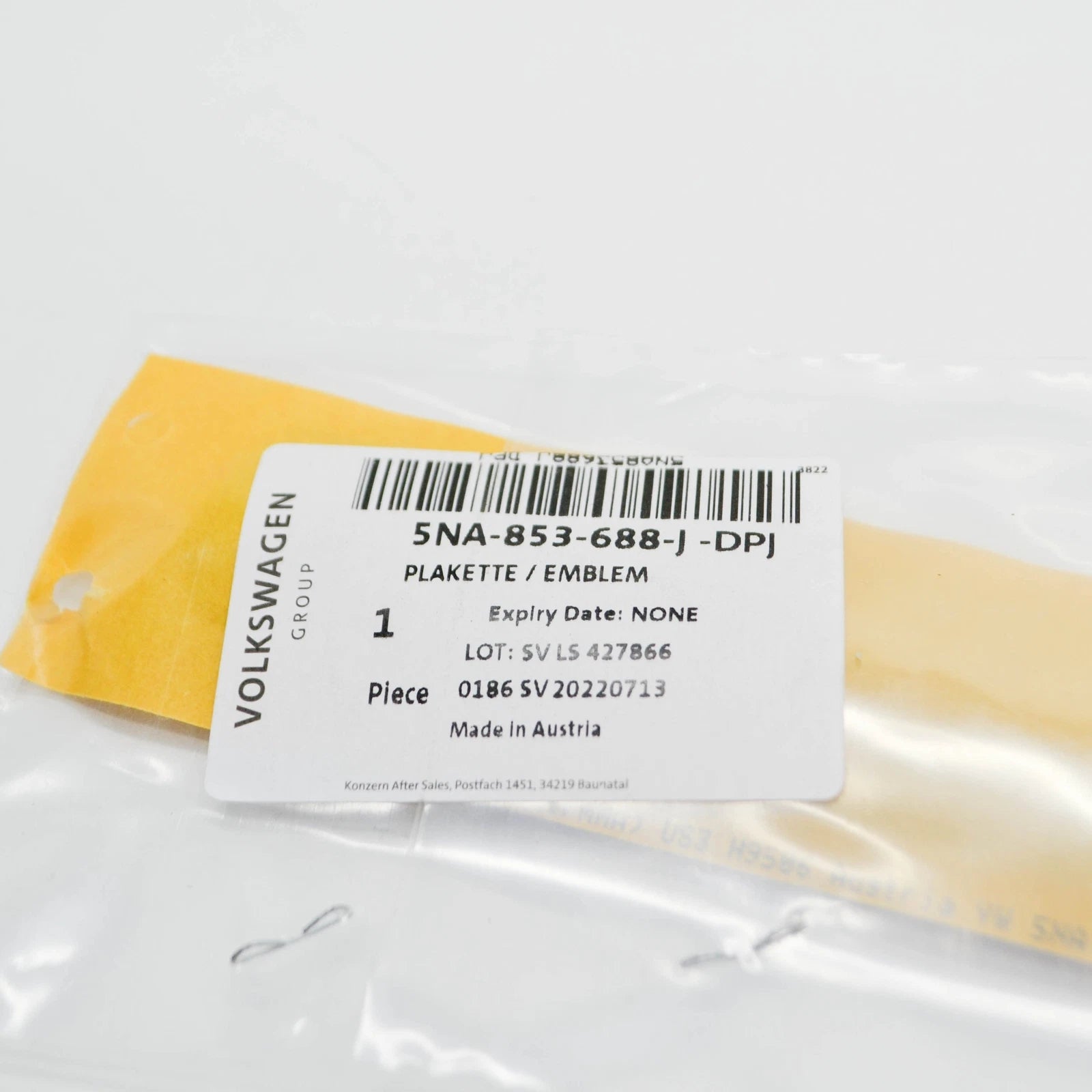 NEW VOLKSWAGEN TIGUAN AD FRONT RIGHT FENDER R-LINE BADGE 5NA853688JDPJ