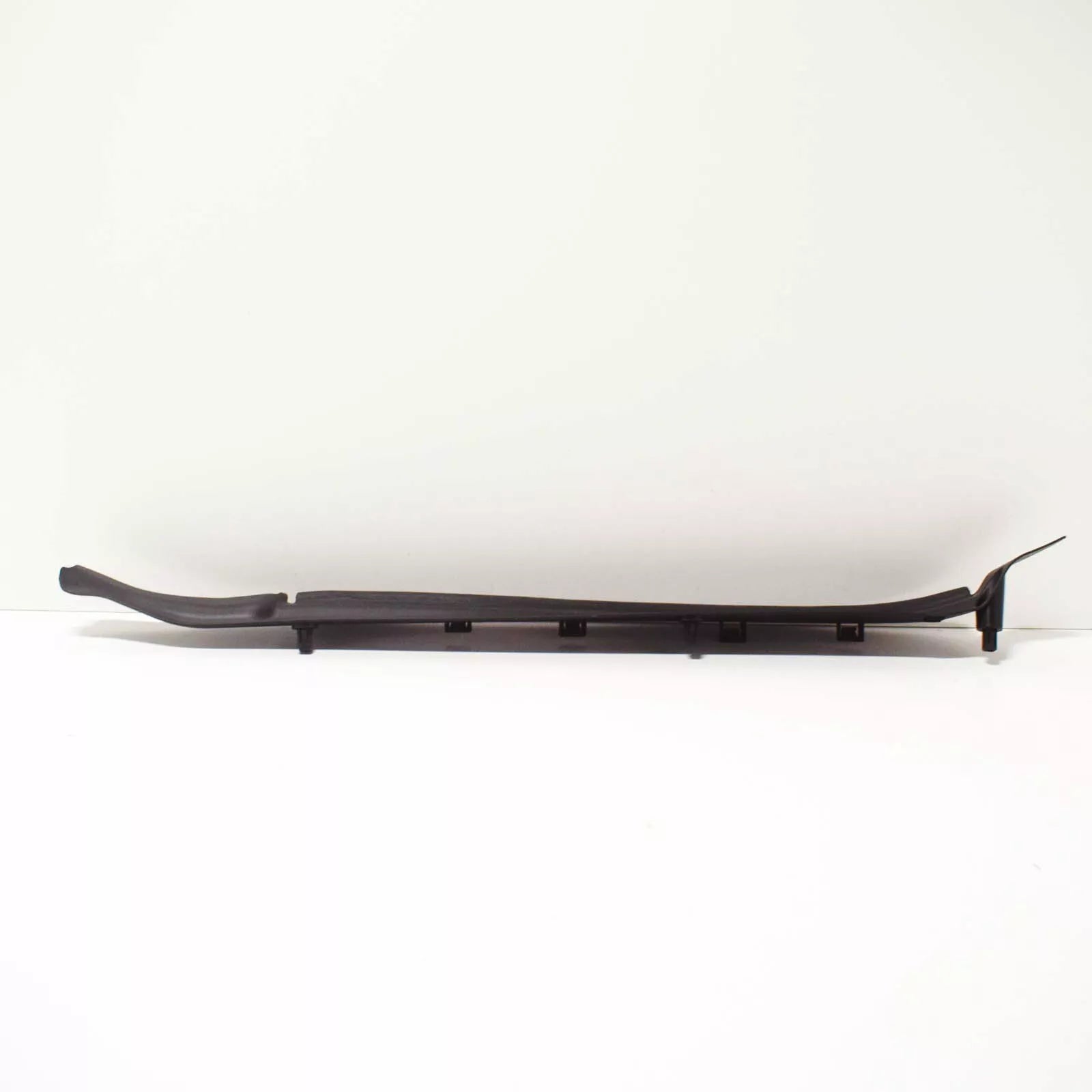 NEW VW TOUAREG MK2 7P FENDER LEFT REAR CLOSING ELEMENT 7P6821111B ORIGINAL