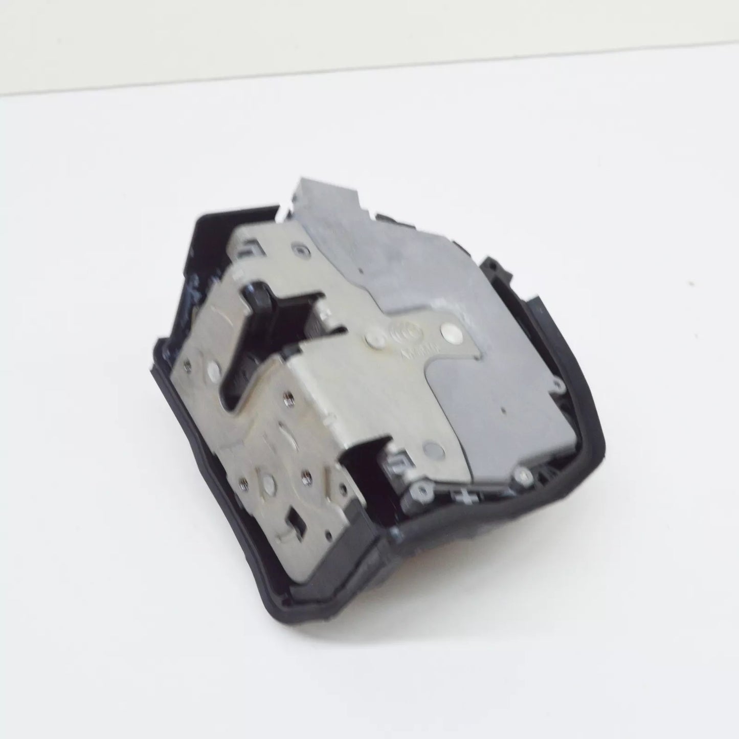 NEW BMW X5 E53 FRONT RIGHT DOOR LOCK LATCH ACTUATOR 51218402540 8402540 ORIGINAL