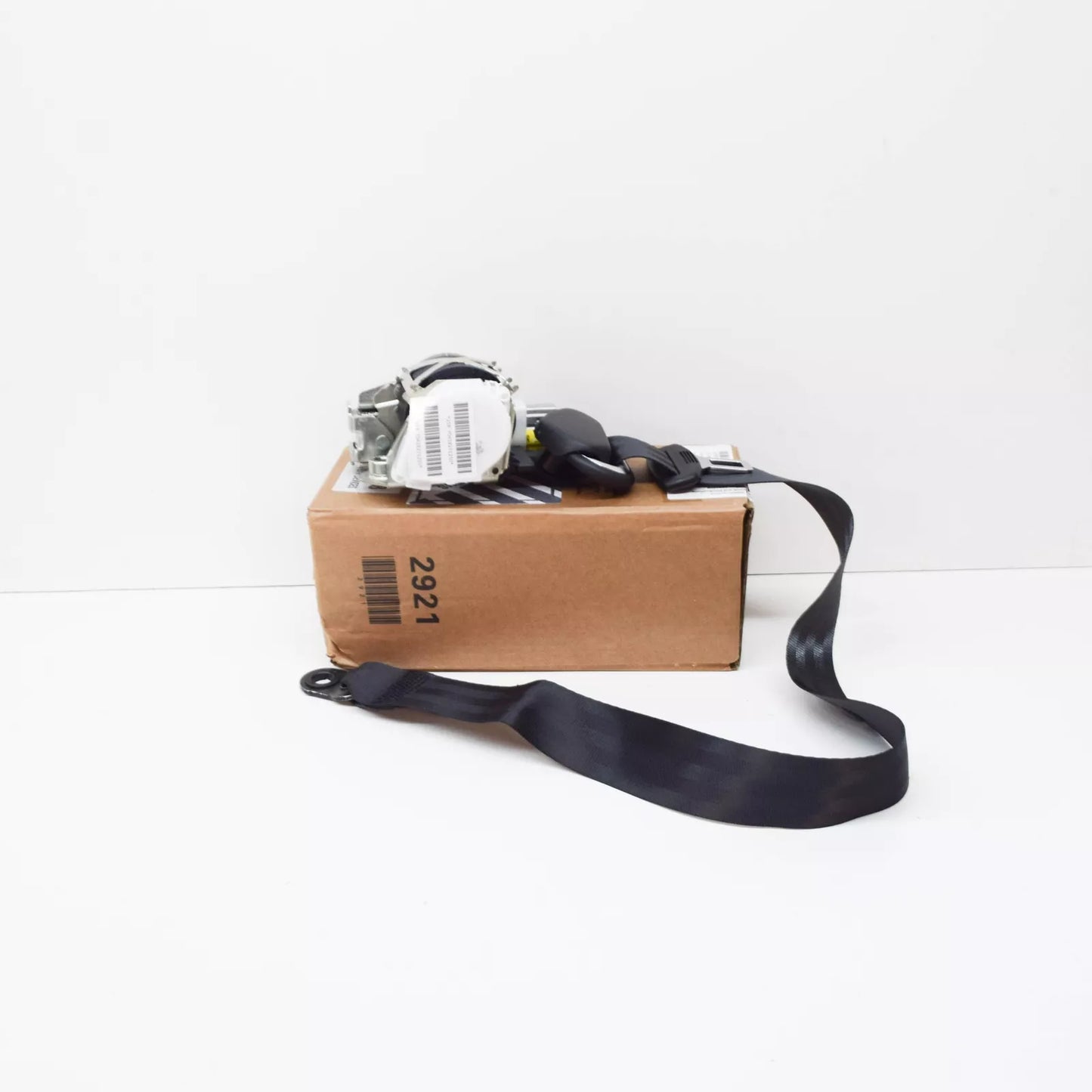 NEW VOLKSWAGEN POLO 6R FRONT LEFT SEATBELT 6R3857705BRAA ORIGINAL