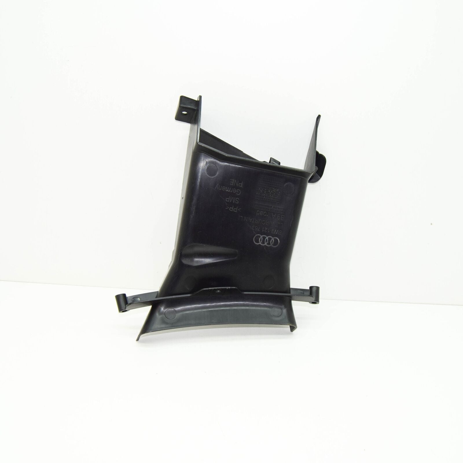NEW AUDI A4 B9 FRONT BUMPER LEFT AIR GUIDE 8W9121763 ORIGINAL