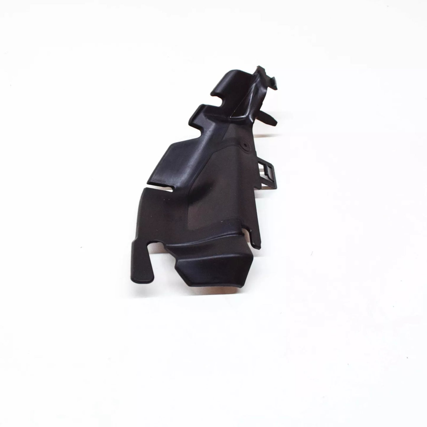 NEW AUDI A4 B9 FRONT RIGHT INNER RADIATOR AIR DUCT 8W0121674A ORIGINAL