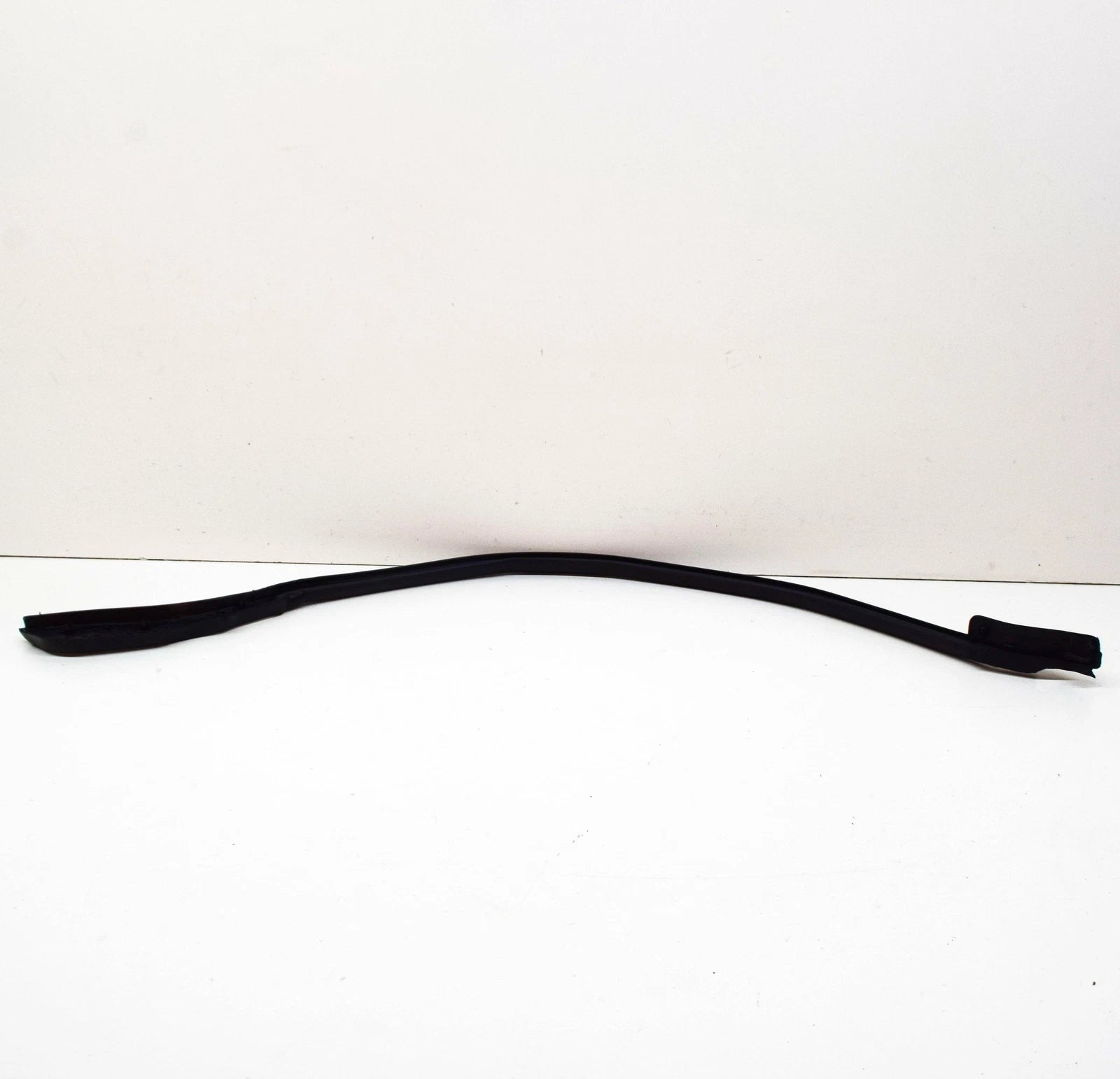 NEW AUDI Q7 4M REAR RIGHT DOOR OUTER SEAL 4M0839718D