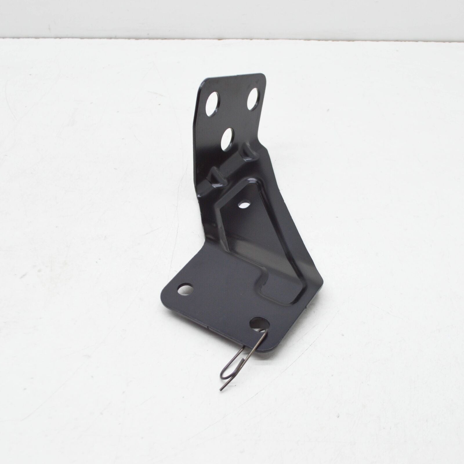 NEW AUDI Q7 4M COOLANT HOSE BRACKET 4M0121233DA ORIGINAL