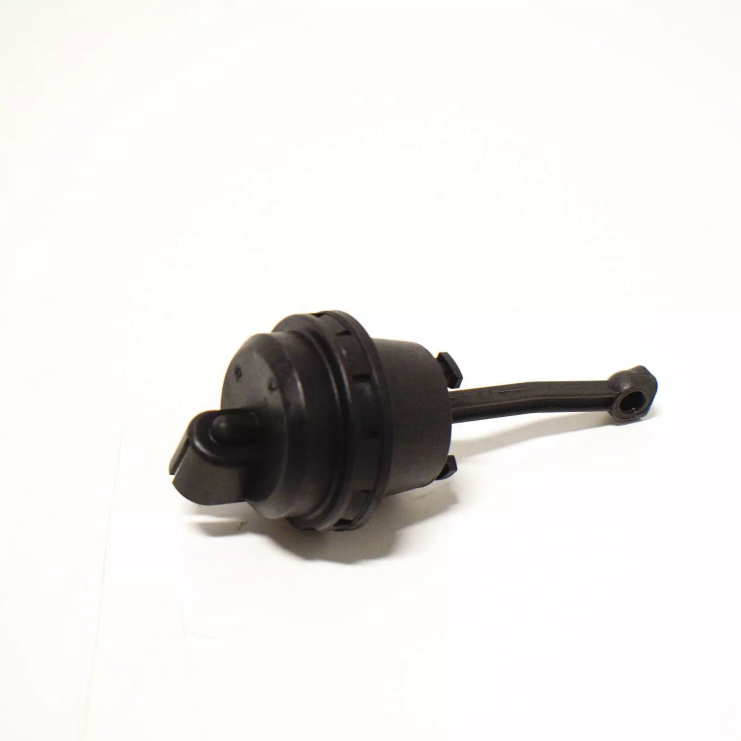 NEW BMW 1 E81 EMISSION REDUCTION COOLING VACUUM BOX 11717803615 ORIGINAL