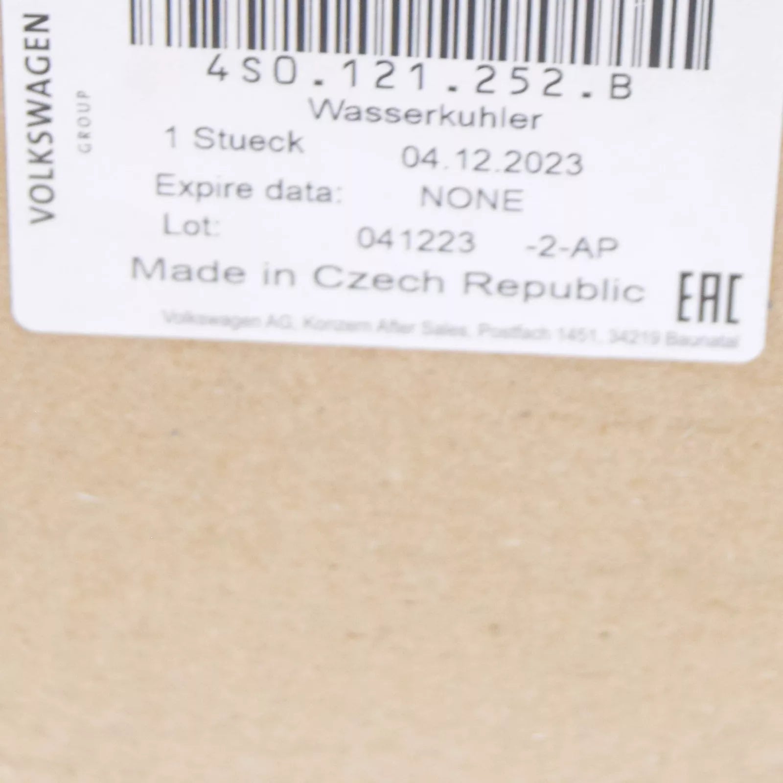 NEW AUDI R8 4S LEFT ENGINE ADDITIONAL COOLER FOR COOLANT 4S0121252B ORIGINAL