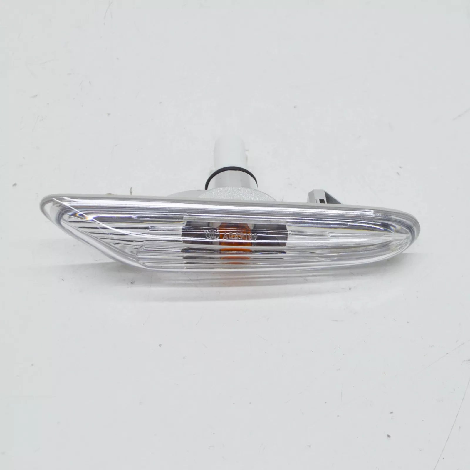 NEW BMW 5 E60 FRONT LEFT WING FENDER TURN INDICATOR 63137165741 7165741 ORIGINAL