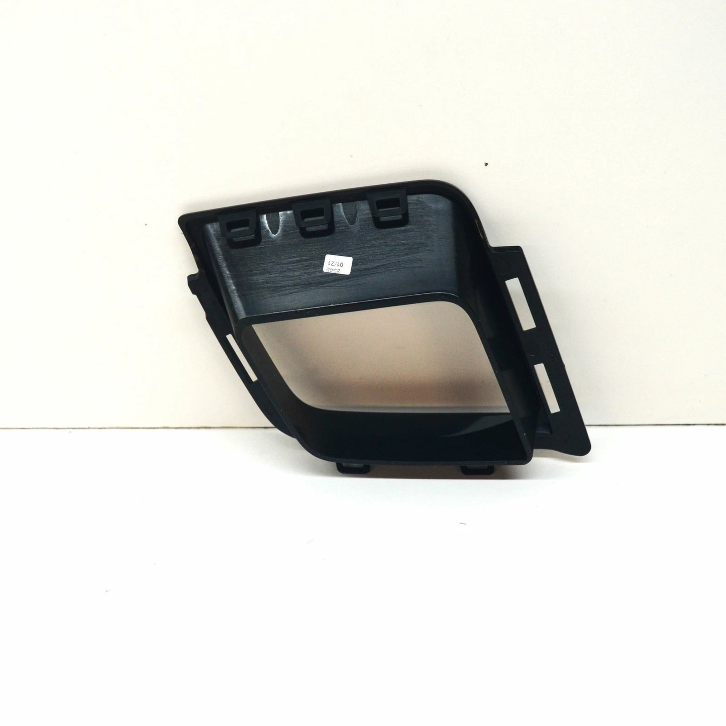 NEW BMW 7 G11 G12 M FRONT RIGHT BRAKE COOLING AIR DUCT TRIM 31336775582 ORIGINAL