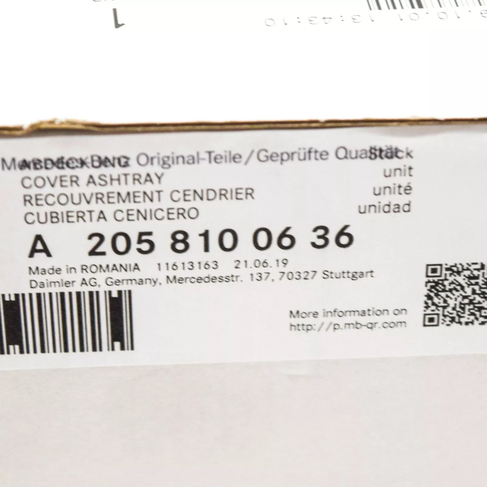 NEW MERCEDES-BENZ W205 C-CLASS CENTRE CONSOLE ASHTRAY COVER A2058100636