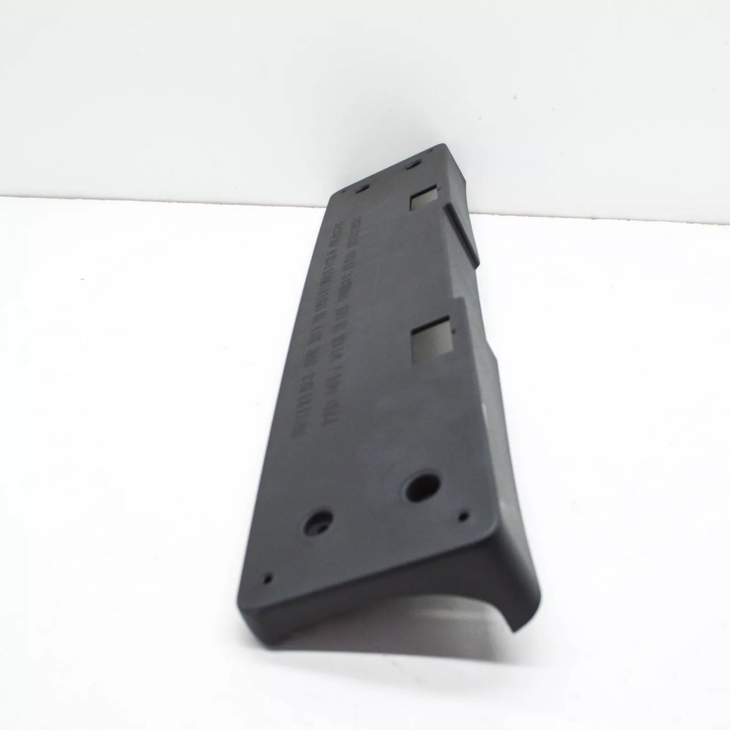 NEW BMW M8 CABRIO F91 FRONT BUMMPER LICENSE PLATE HOLDER 51118074820 ORIGINAL