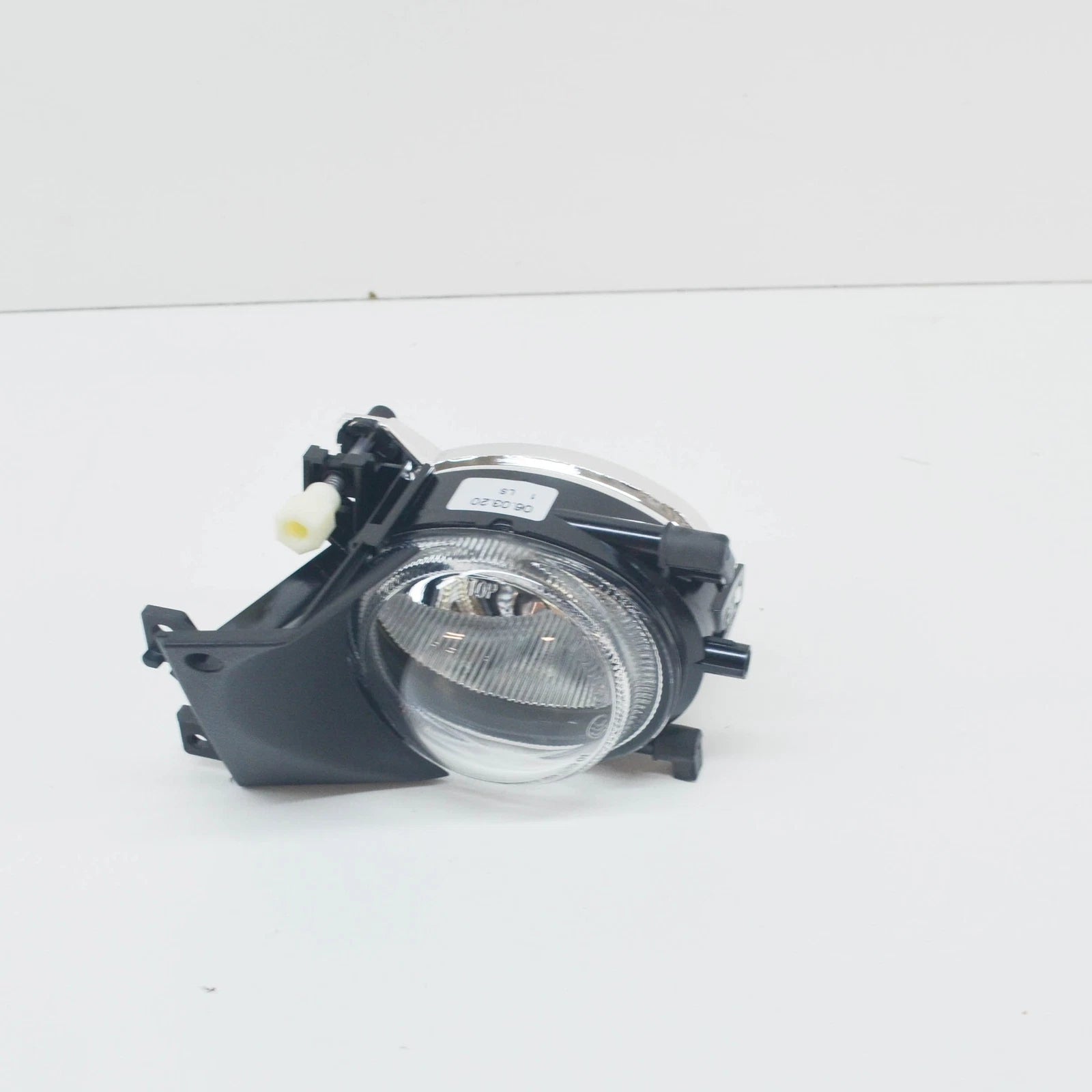 NEW BMW 5 E39 FRONT LEFT FOG LIGHT 63176900221 ORIGINAL