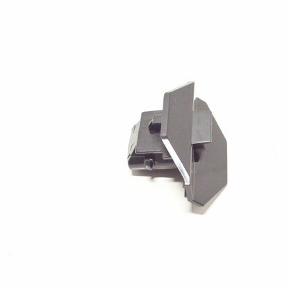 NEW AUDI Q3 8U FRONT BUMPER LEFT CAP BRACKET 8U0955159D 2015 ORIGINAL