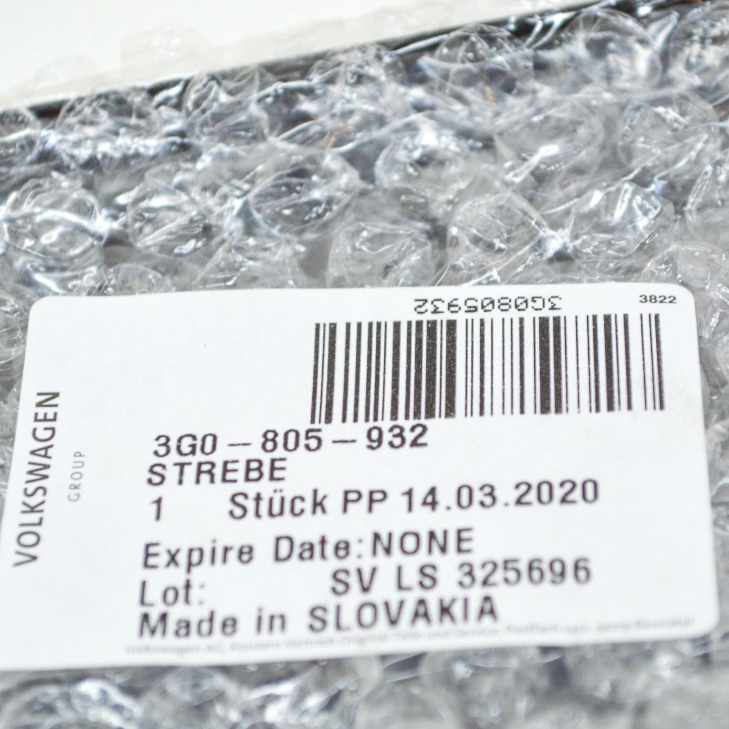 NEW VW PASSAT B8 RIGHT UPPER RADIATOR LOCK CARRIER BRACE 3G0805932 ORIGINAL