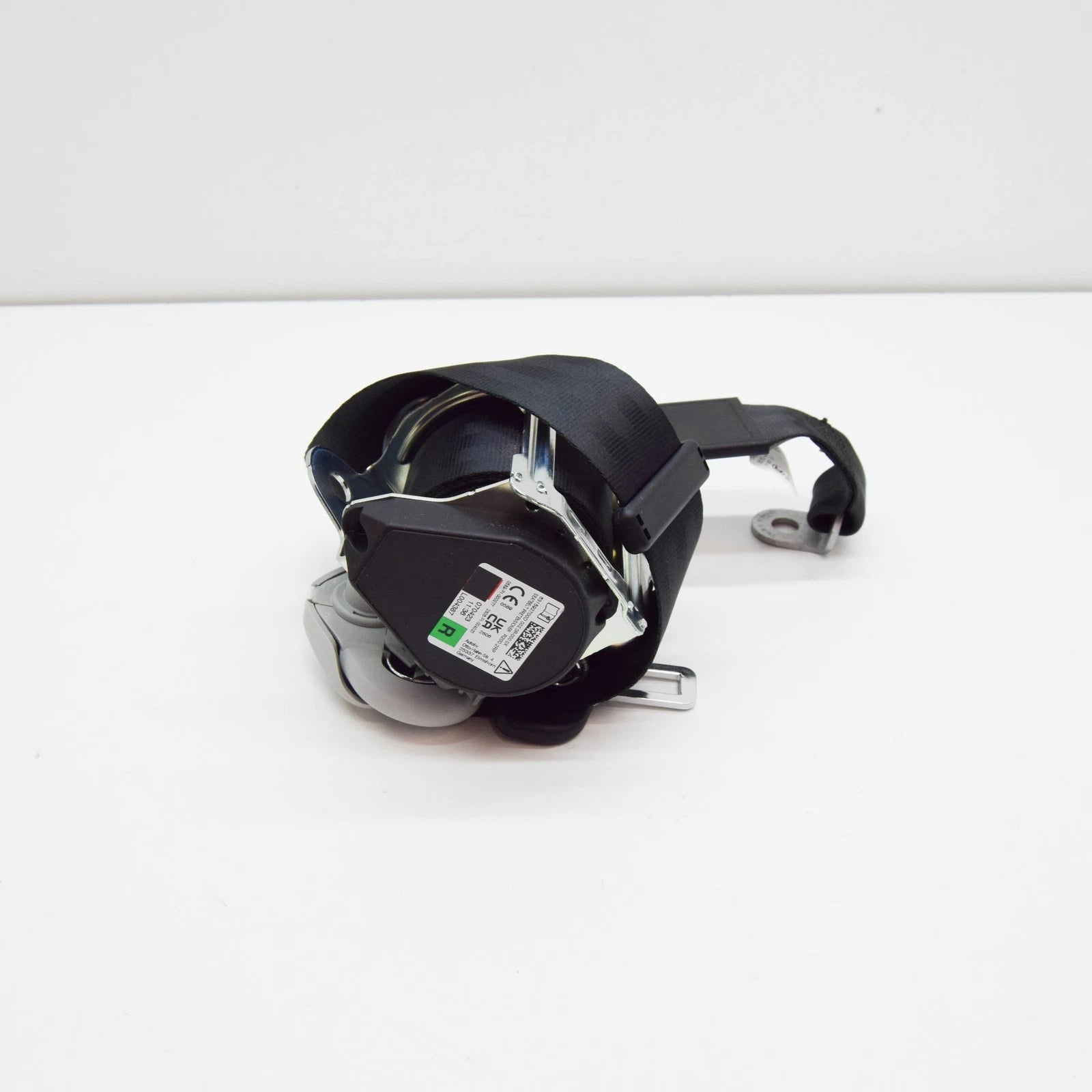 NEW VW CADDY IV SA MK6 RIGHT THREE-POINT SEAT SEATBELT 2K5857448ARYV ORIGINAL