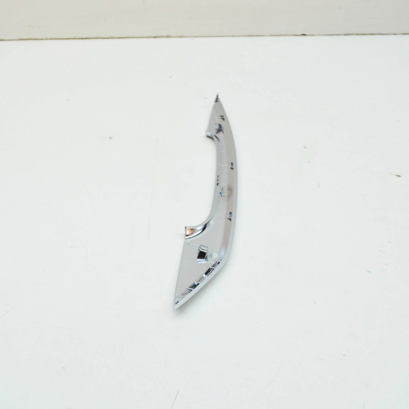 NEW AUDI A5 8W6 FRONT LEFT DOOR EXTERIOR HANDLE TRIM 8W0837899A