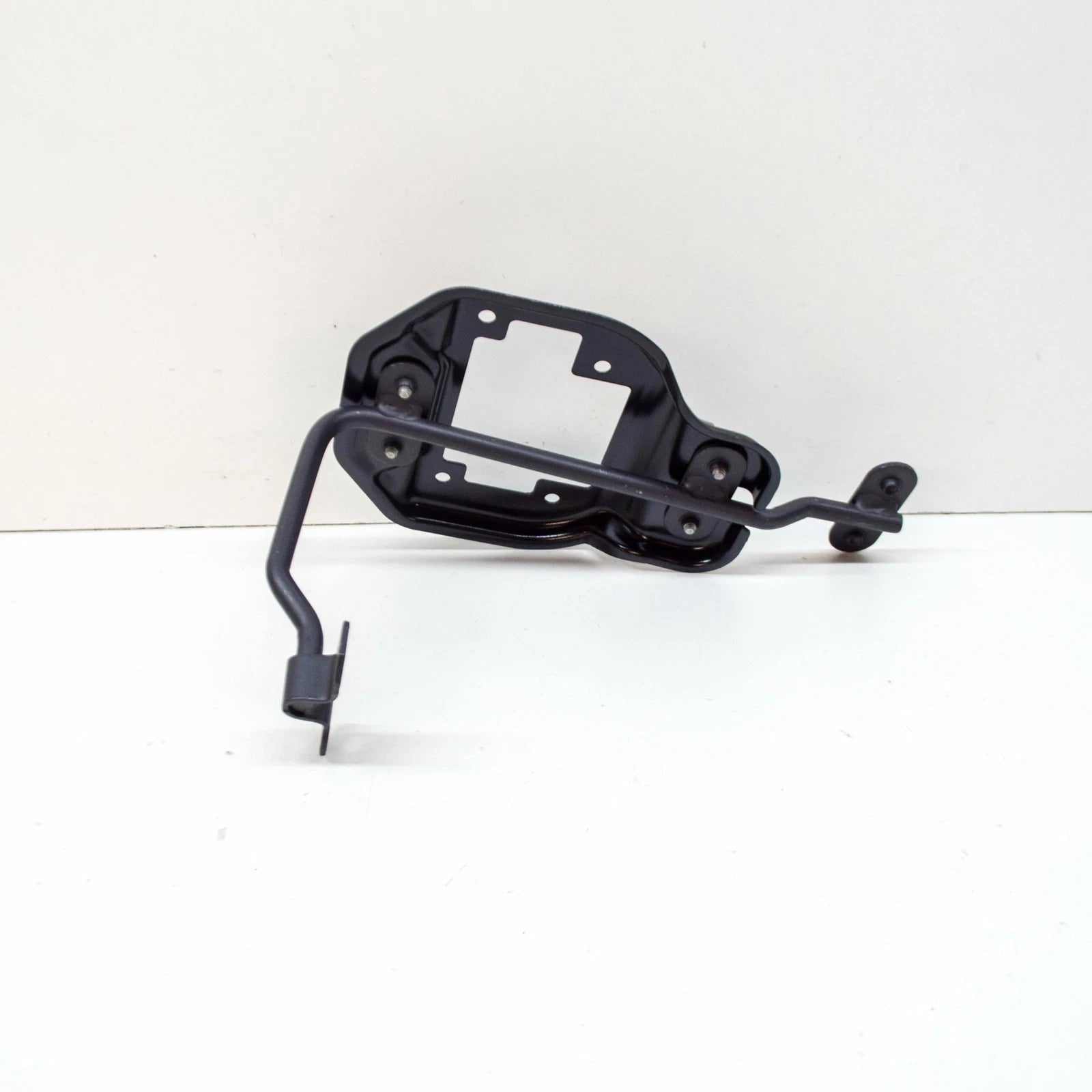 NEW MB GLK X204 FRONT CENTER SUPPORT PROTECTIVE BOW A2048900432 ORIGINAL