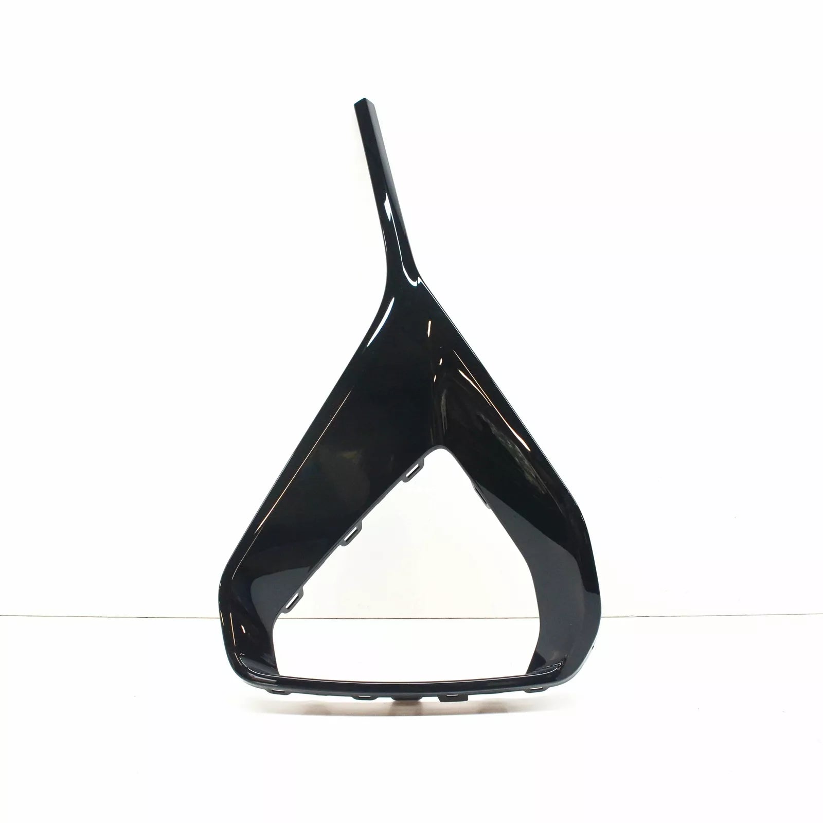 NEW AUDI E-TRON SPORTBACK FRONT RIGHT BUMPER TRIM COVER 4KE121342Y9B