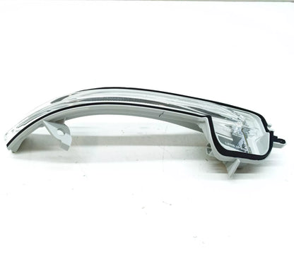 NEW BMW 2 F45 FRONT RIGHT WING MIRROR TURN SIGNAL 63137377964 2015 ORIGINAL