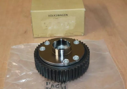 NEW VW GOLF VARIANT CG MK8 INLET CAMSHAFT ADJUSTER UNIT 05C109088D ORIGINAL