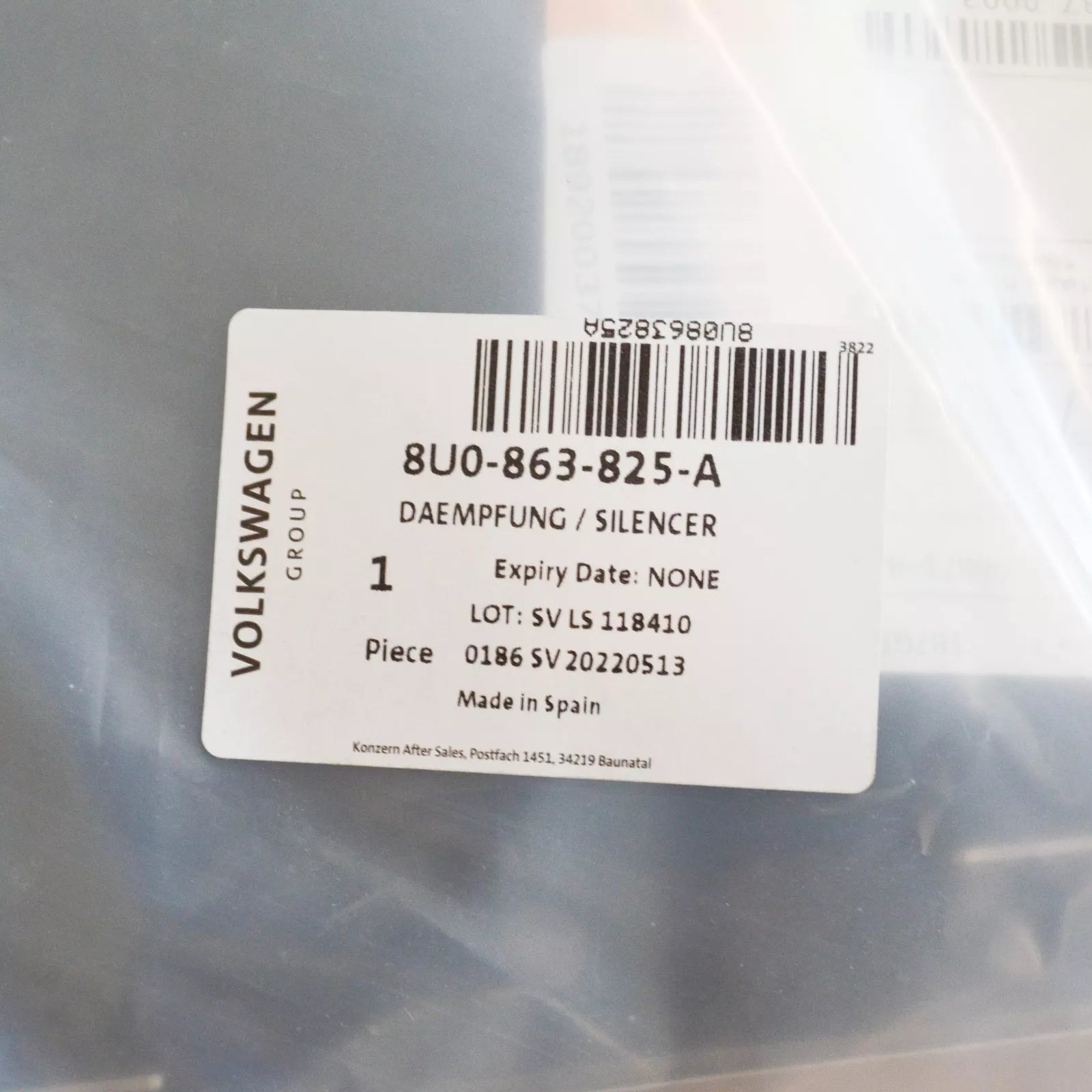 NEW AUDI Q3 8U HOOD BONNET INSULATION 8U0863825A ORIGINAL