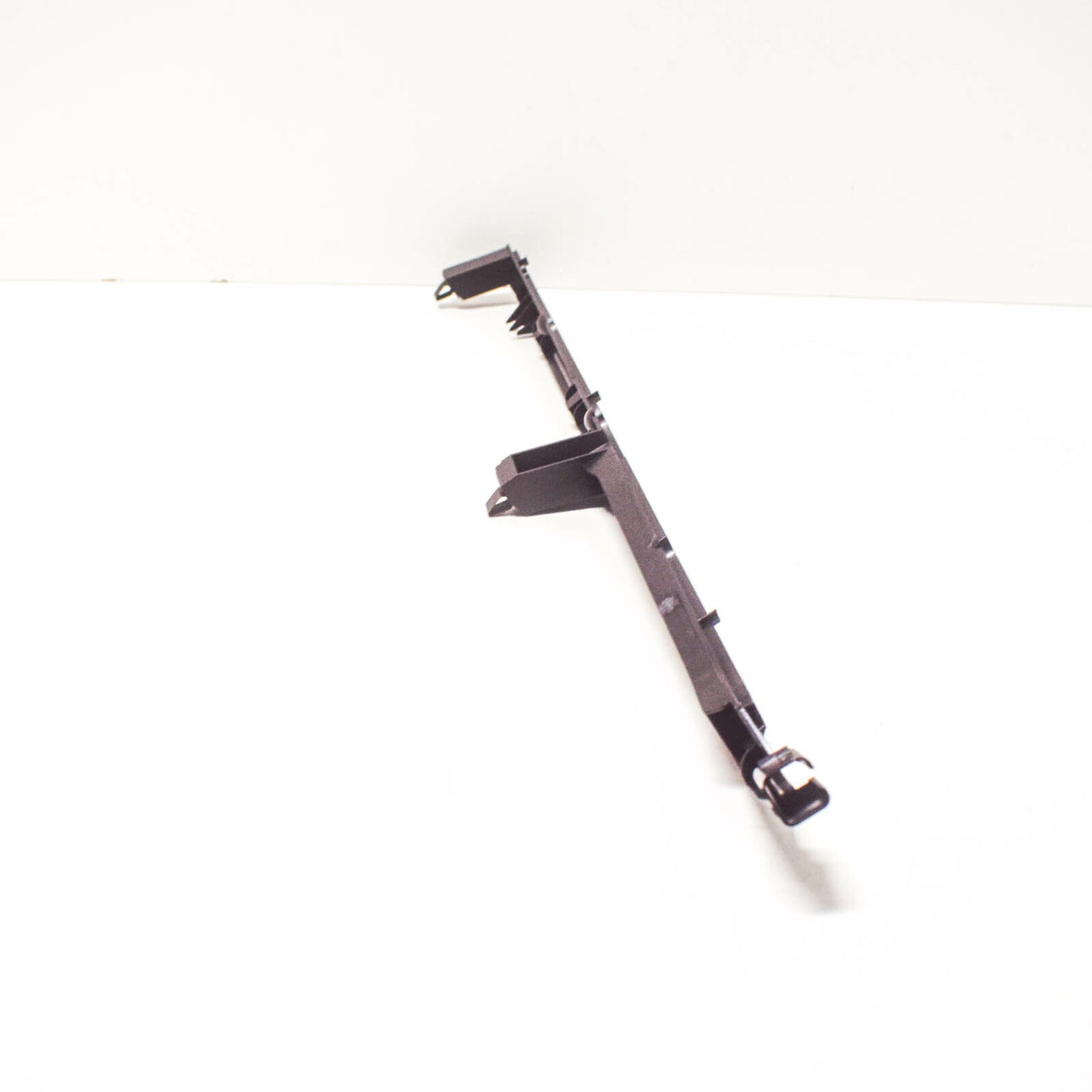 NEW AUDI A6 C7 ROLLER BLIND RIGHT GUIDE RAIL 4G58643064PK ORIGINAL