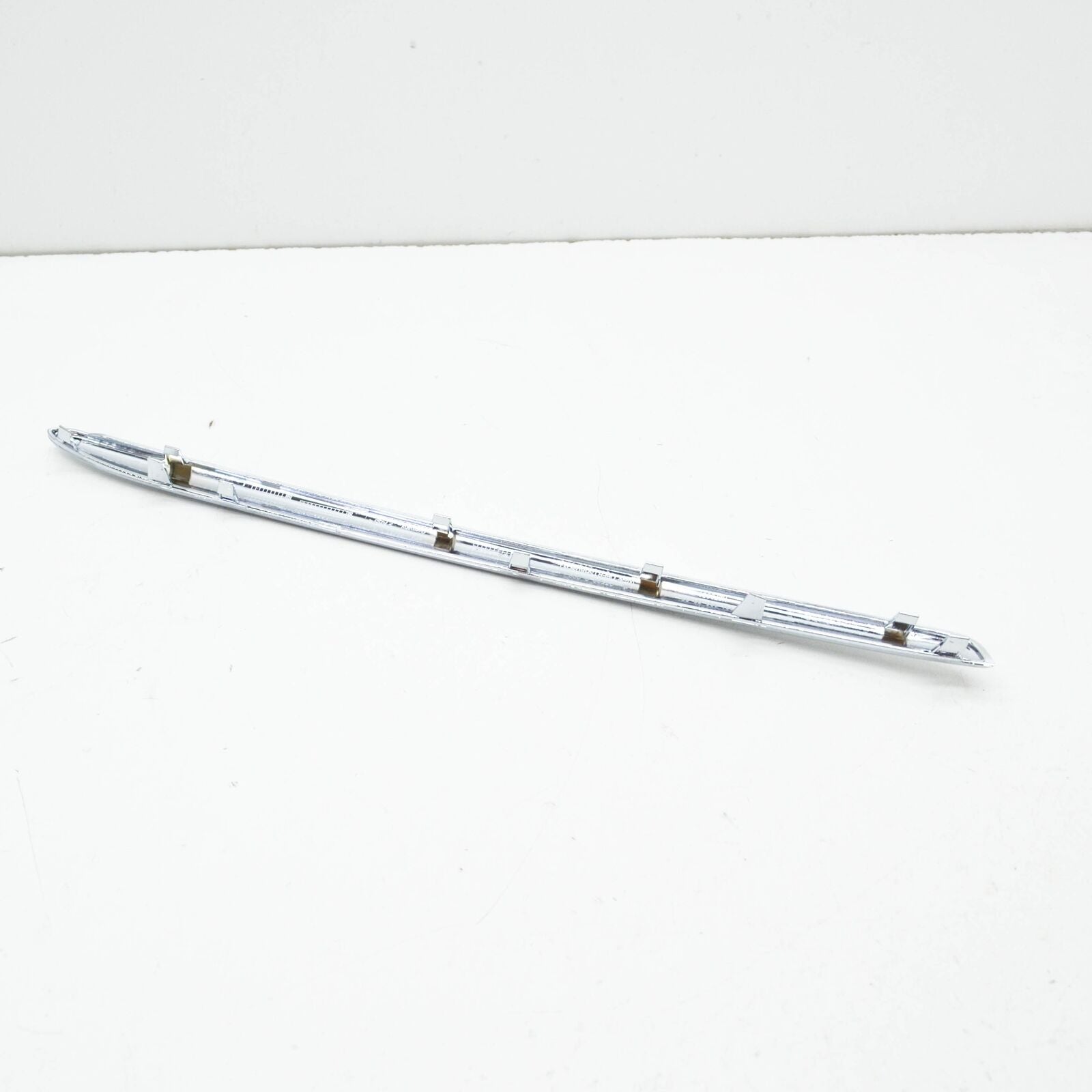 NEW MERCEDES-BENZ SL R231 RADIATOR GRILLE SHELL LEFT TRIM A2318800082 ORIGINAL