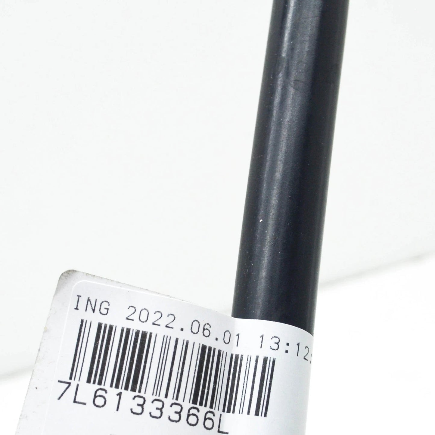 NEW VW TOUAREG 7L INTAKE MANIFOLD CONNECTING HOSE PIPE 7L6133366L