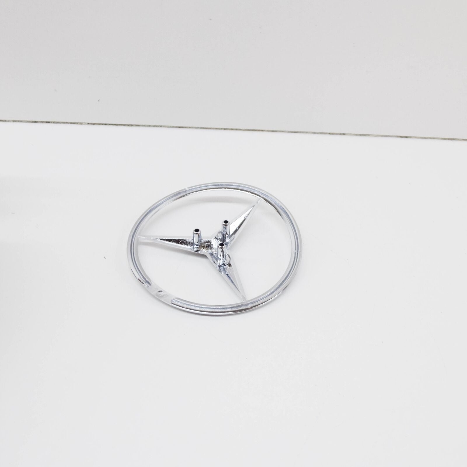 NEW MERCEDES-BENZ C215 CL REAR SILVER BOOT LID STAR BADGE EMBLEM A2157580058