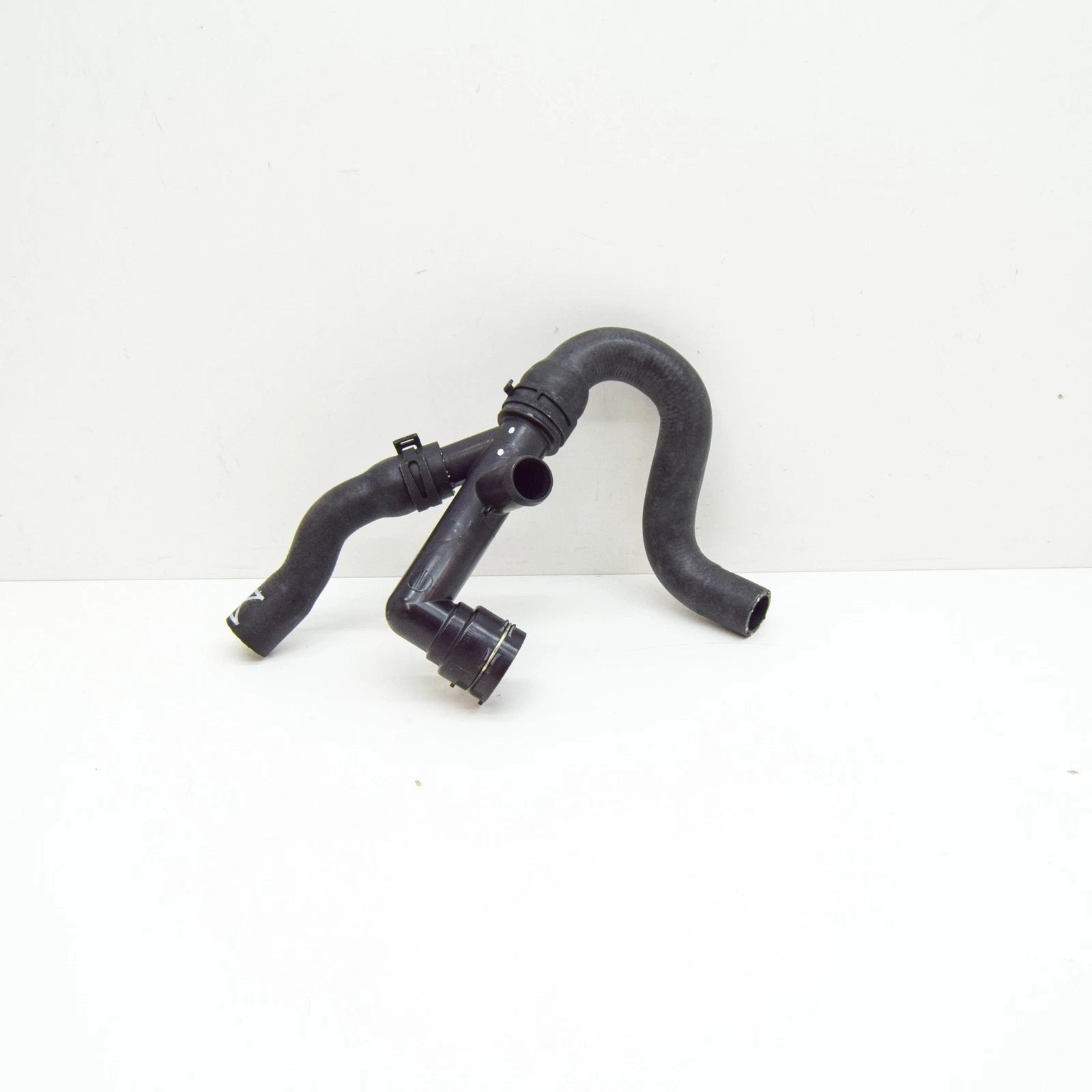 NEW VW BEETLE 5C ENGINE COOLANT HOSE 5C0122073D ORIGINAL