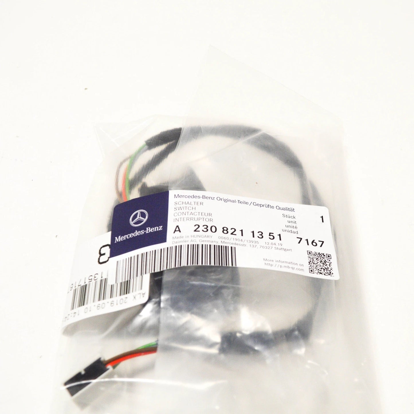 NEW MERCEDES-BENZ C COUPE CL203 REAR BUMPER RIGHT MOLDING A2038859021